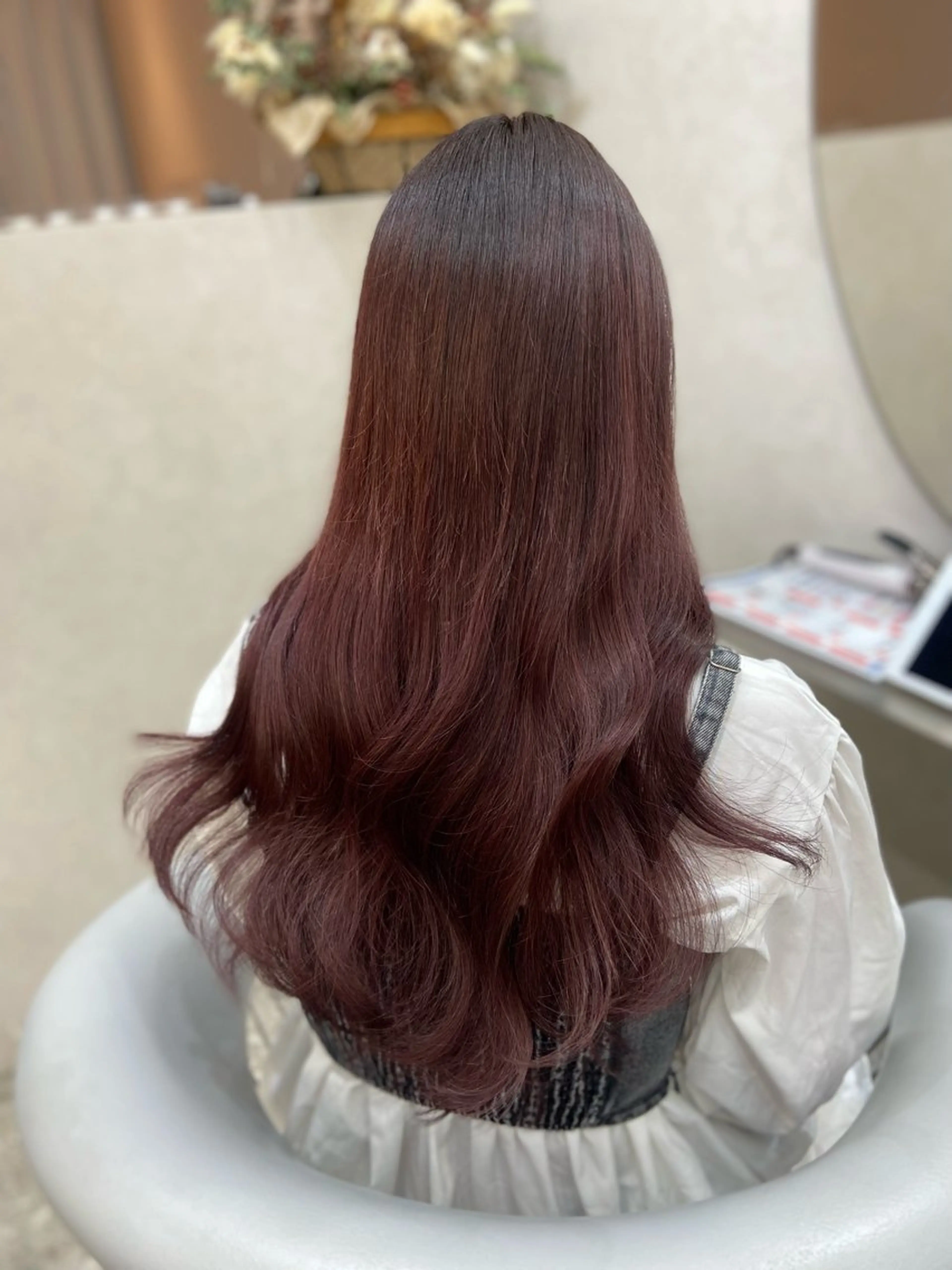 ロング カラー シールエクステ ベージュカラー ブリーチ ブラウンカラー ケアブリーチ カット ヘアカラー エクステ 新宿/韓国ヘア 中明度カラー/かやのヘアスタイル