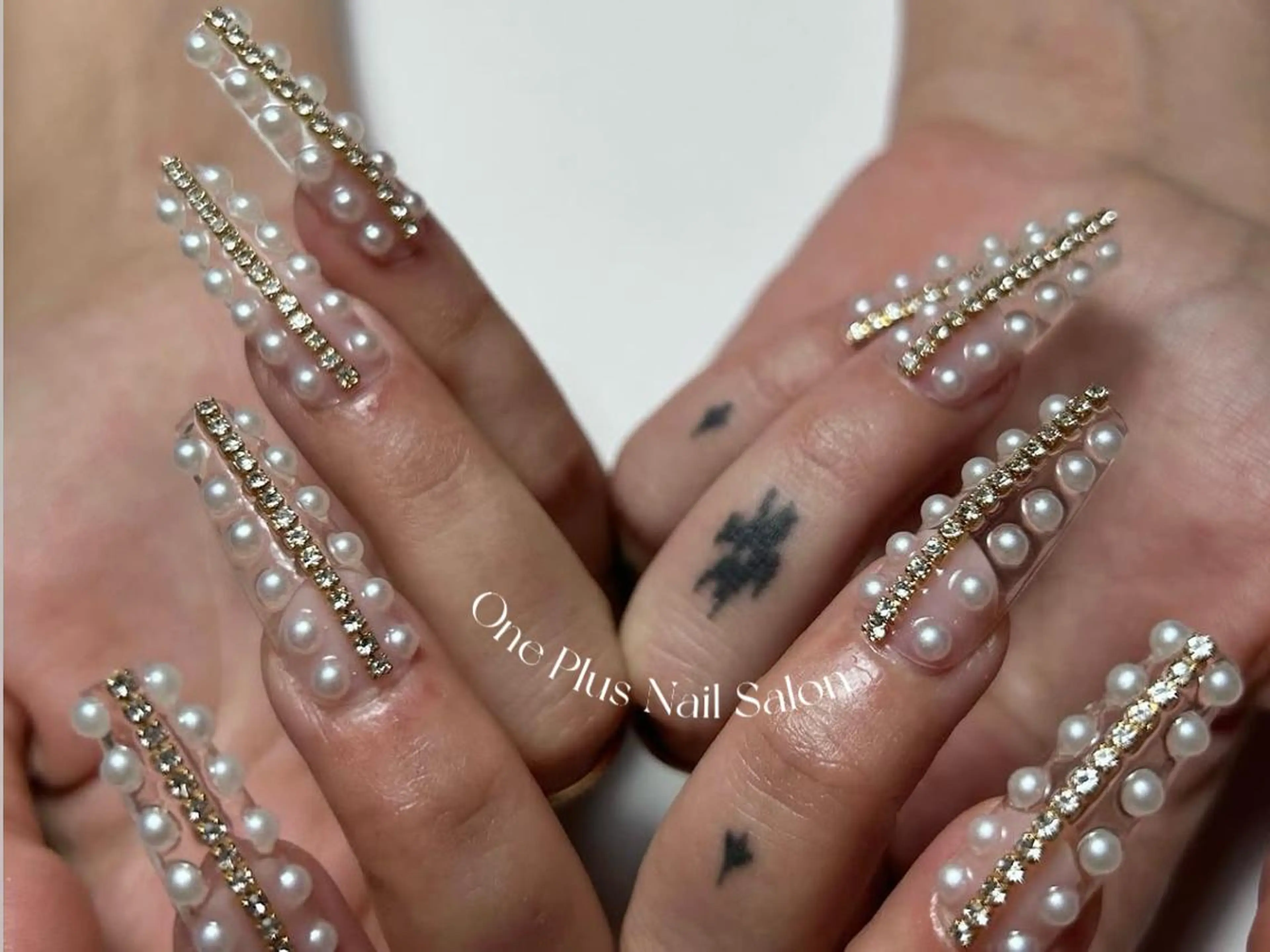 ネイル アートネイル キラキラネイル 韓国ネイル マグネットネイル マットネイル One Plus キキのネイルデザイン