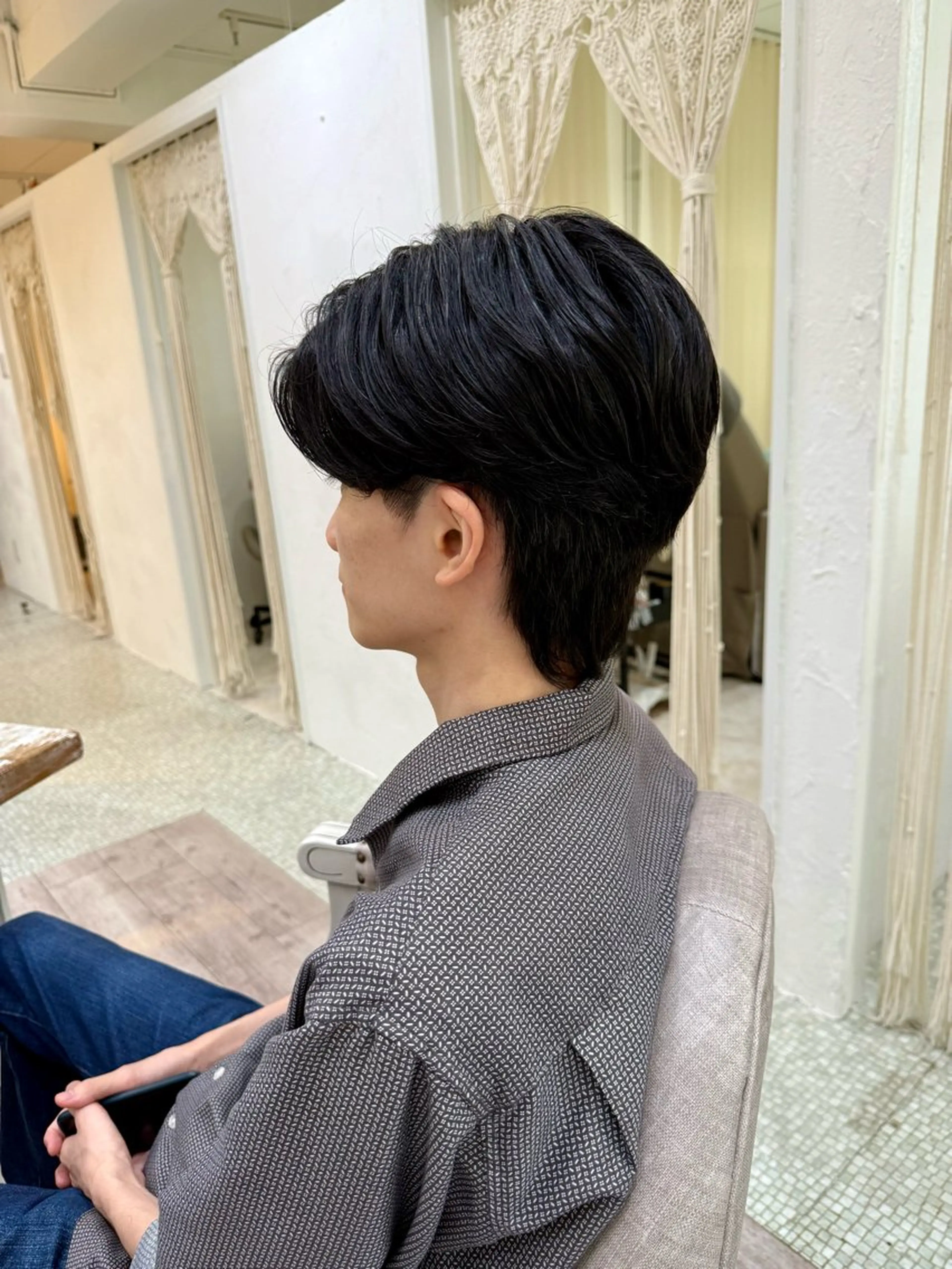 [平日限定]ウルフカット+毛流れパーマ+クイックトリートメントの写真