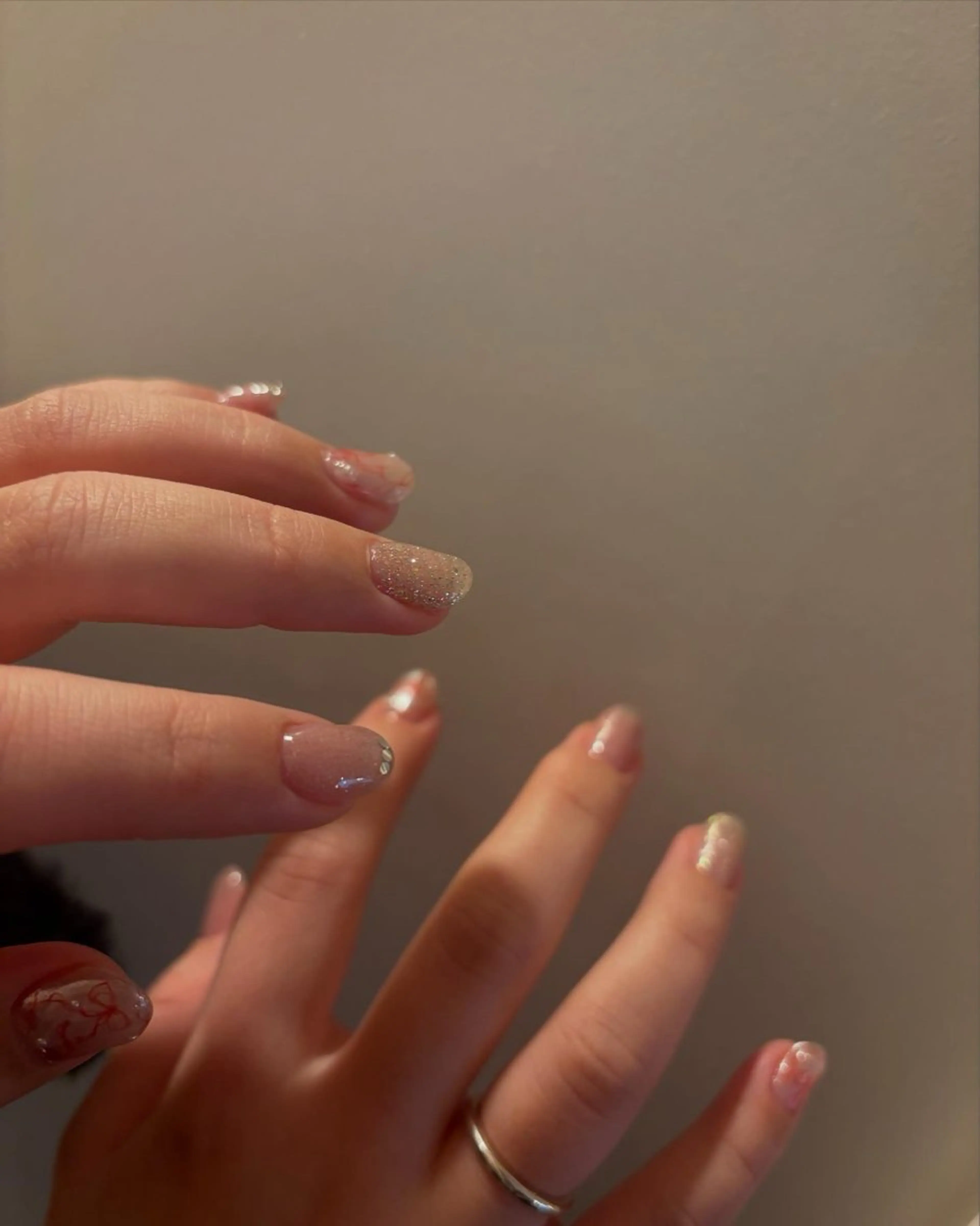 ネイル リボン ハンドネイル Elio所属・Elio 国泰寺のネイルデザイン