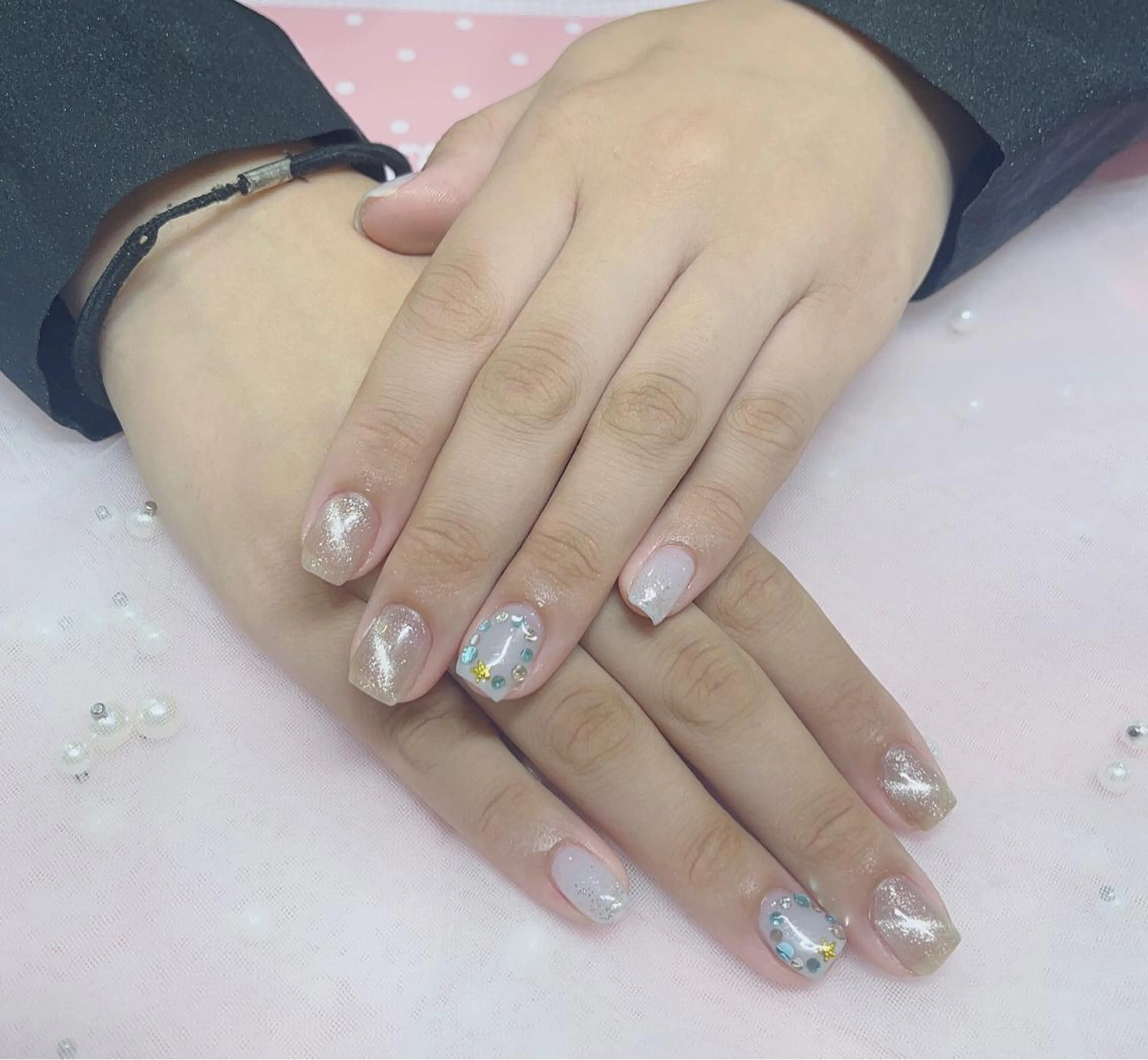 ネイル Fairyフェアリーネイルサロン所属・Nail Hibi サロンのネイルデザイン