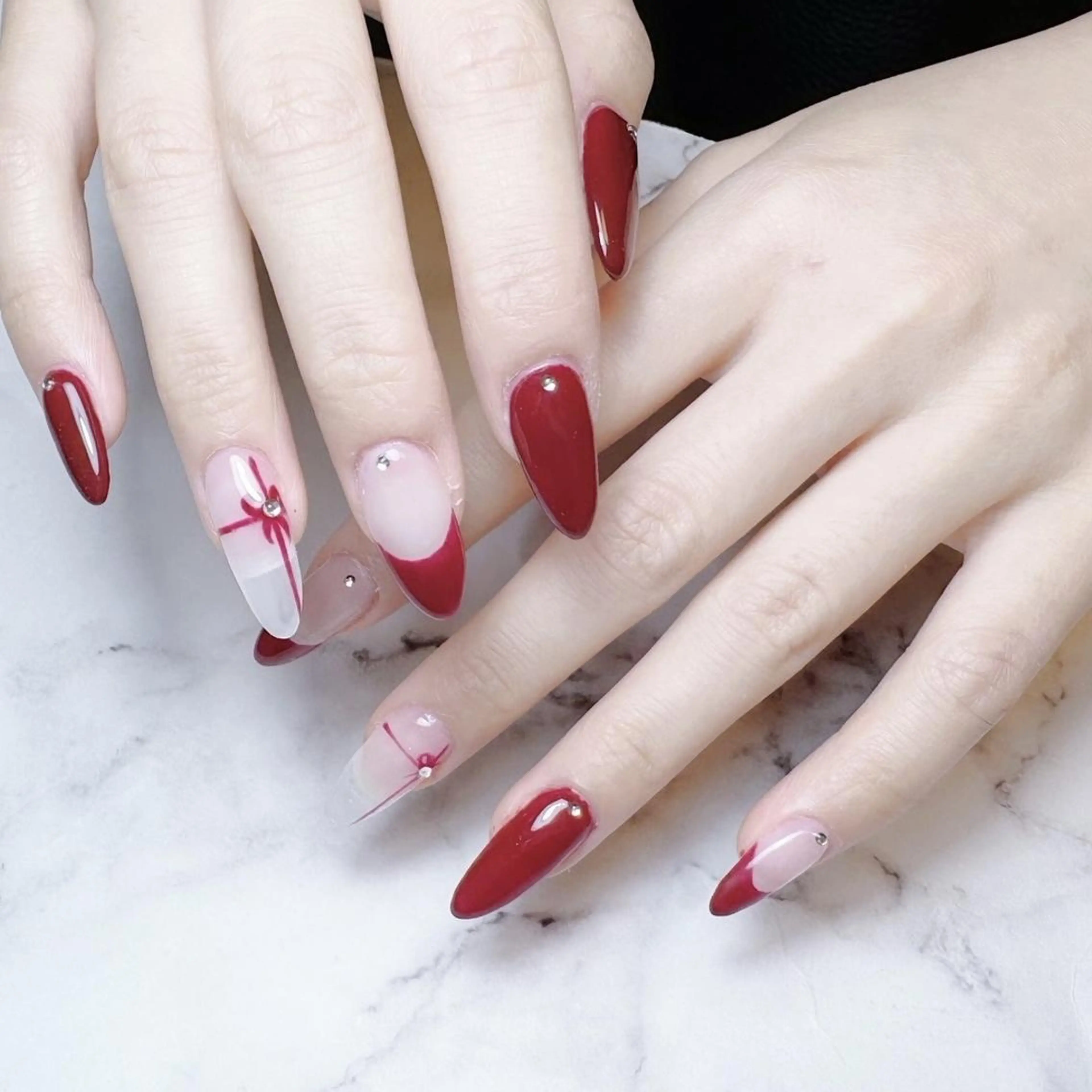 ネイル RAFFINE 月🦋🩵のネイルデザイン