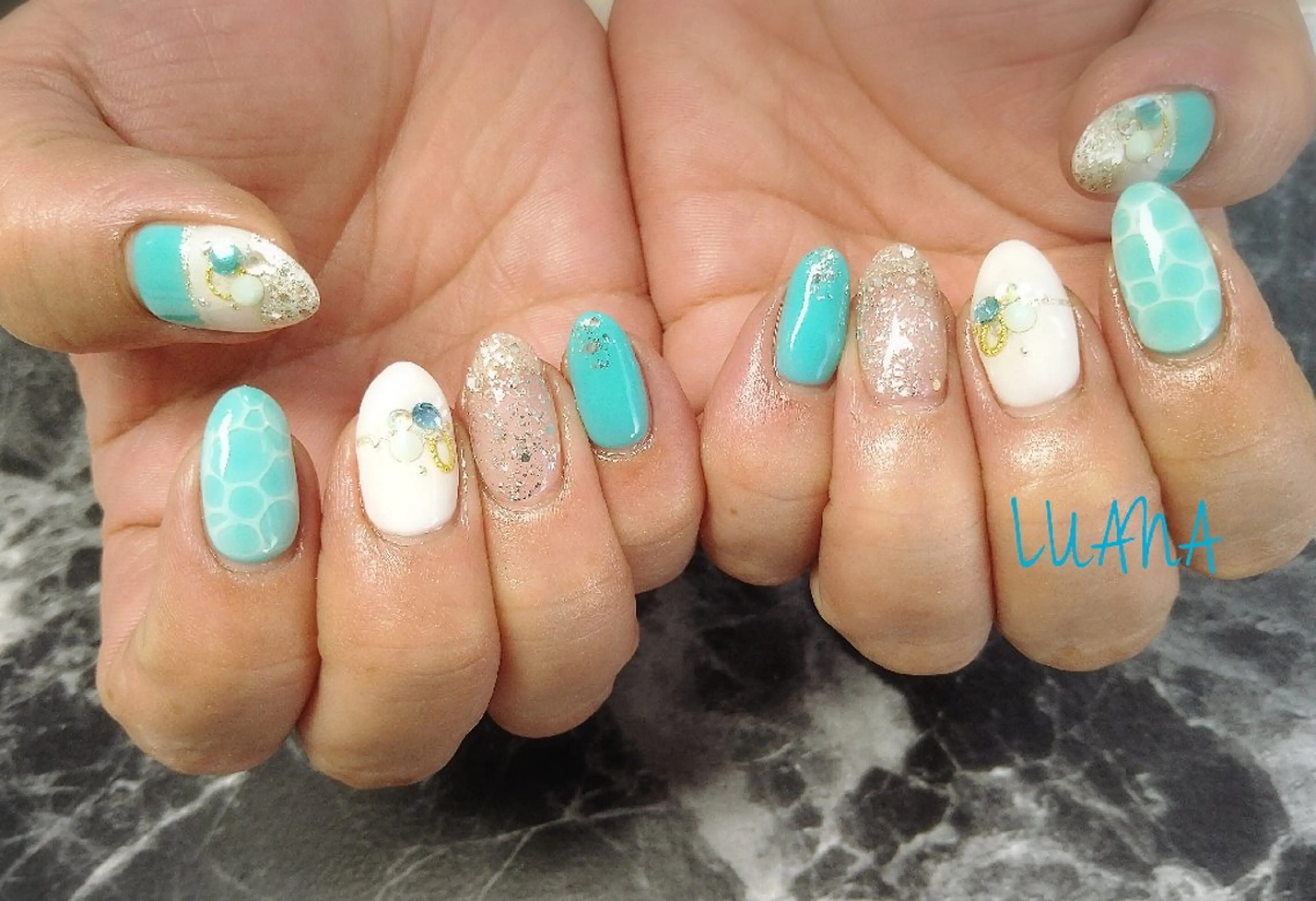 ネイル ハンドネイル LUANA  TAKAHASHIのネイルデザイン
