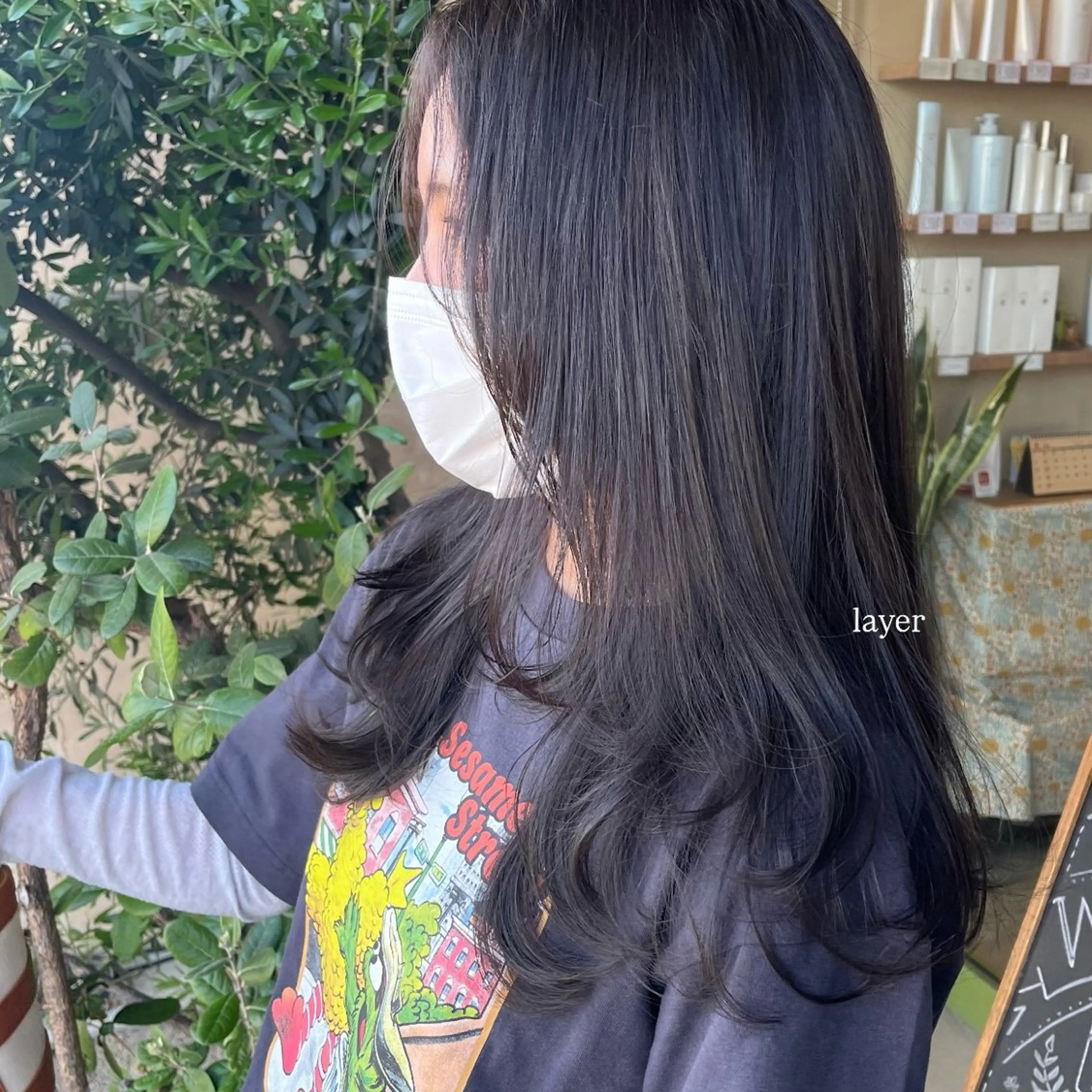 セミロング an.nico所属・レイヤー/透明感艶 カラー丸山ななほのヘアスタイル