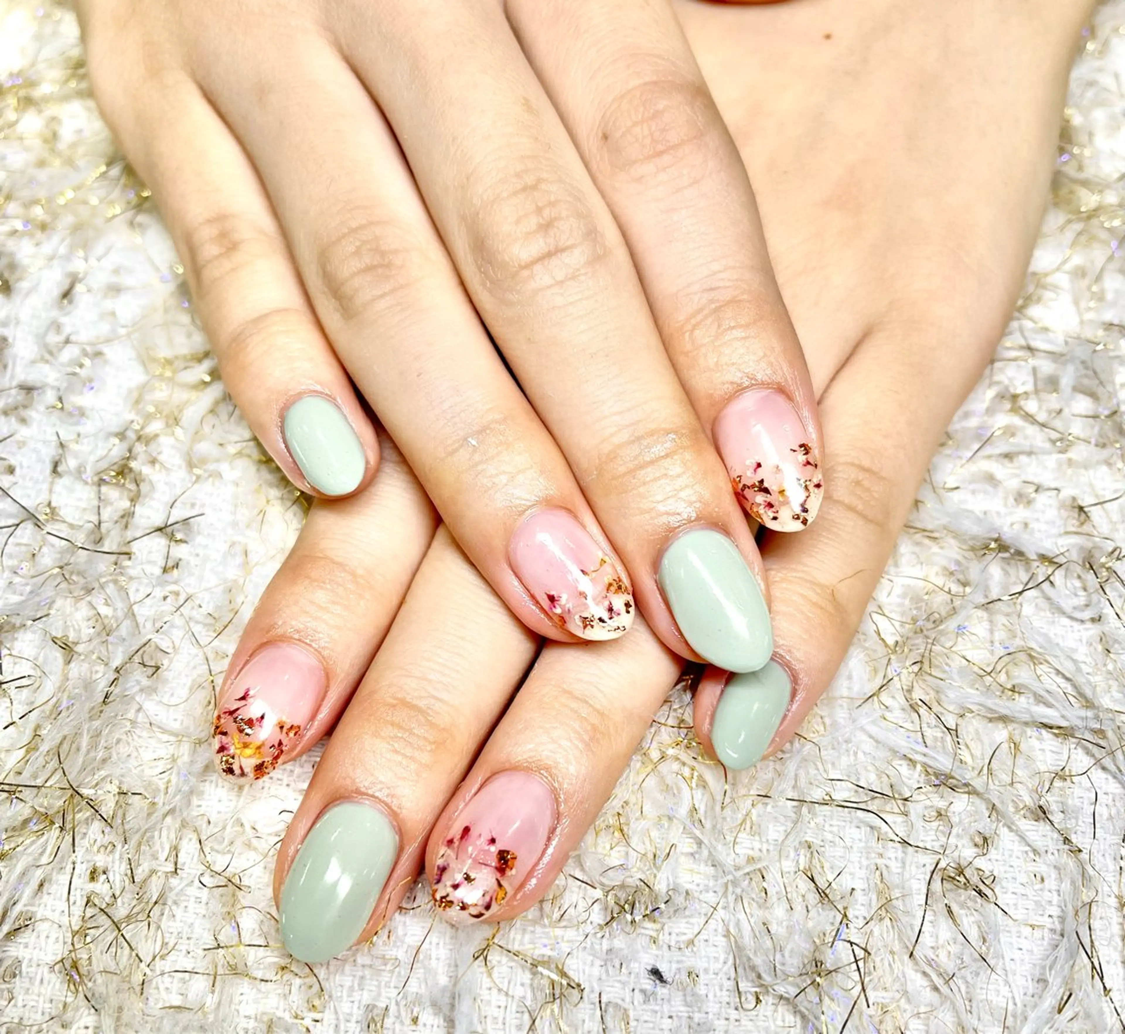 ネイル 鈴木 すみれのネイルデザイン