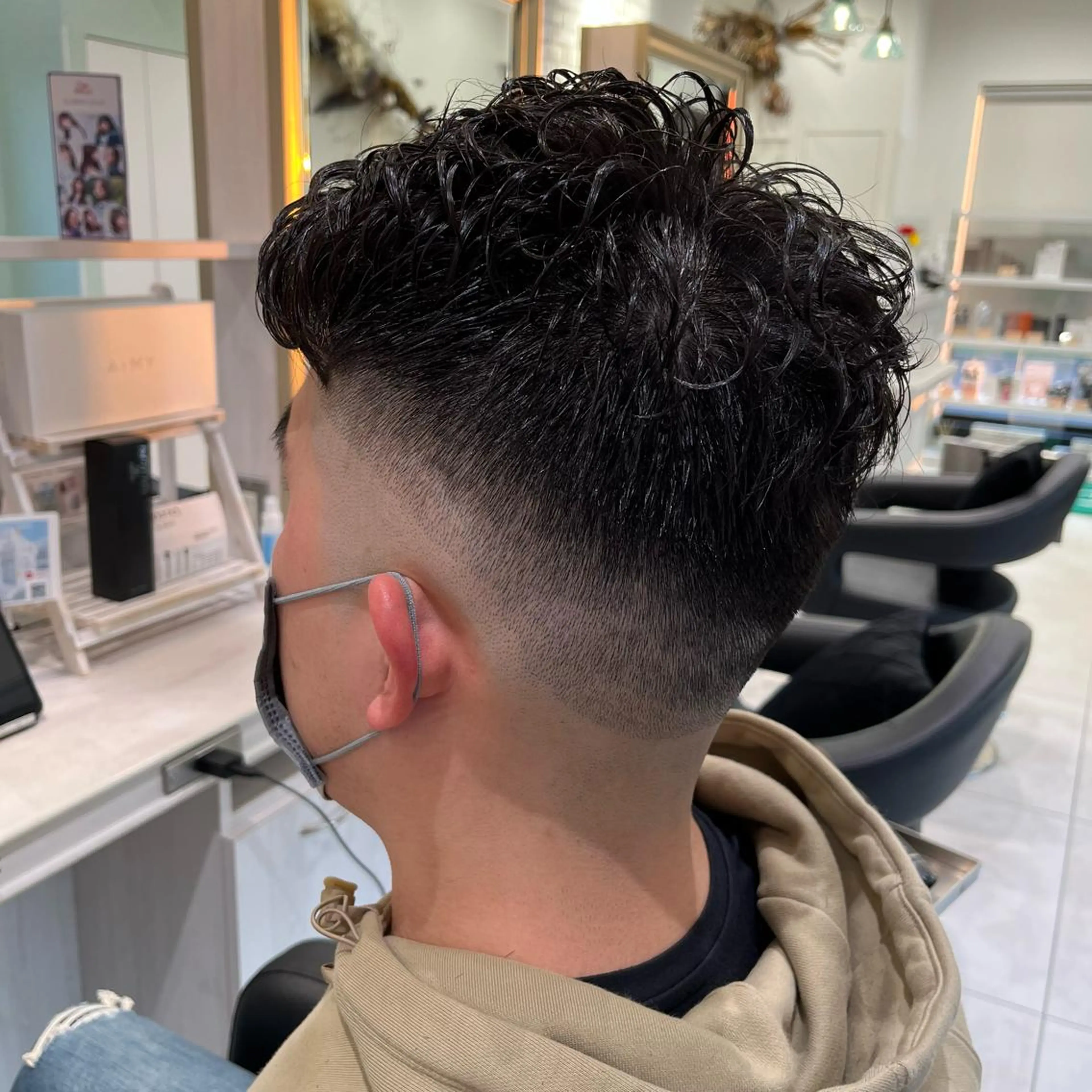 ショート パーマ メンズ 🥇メンズ特化 伊東輝のヘアスタイル