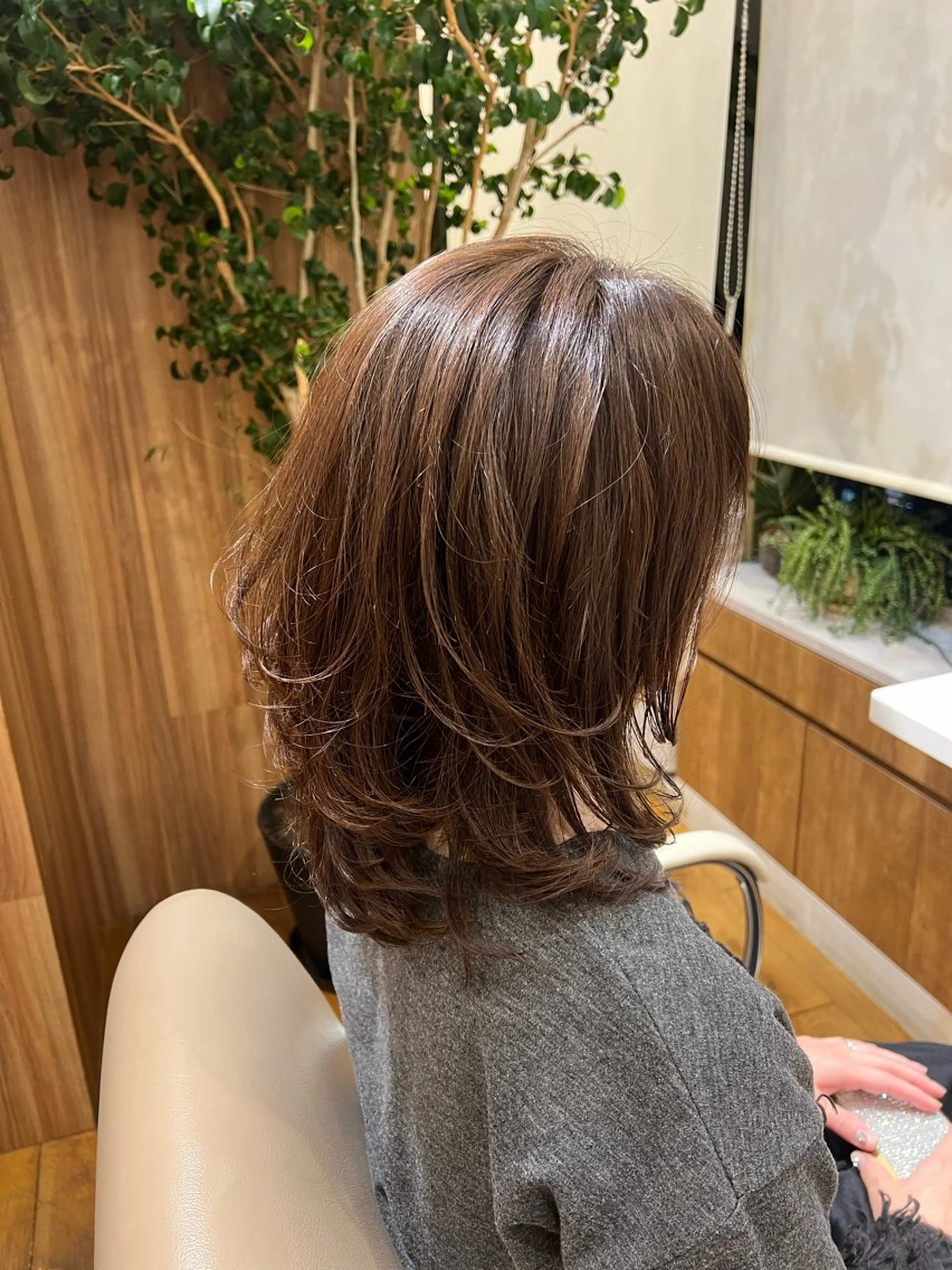 ミディアム レイヤーカット 村中 逸紀のヘアスタイル