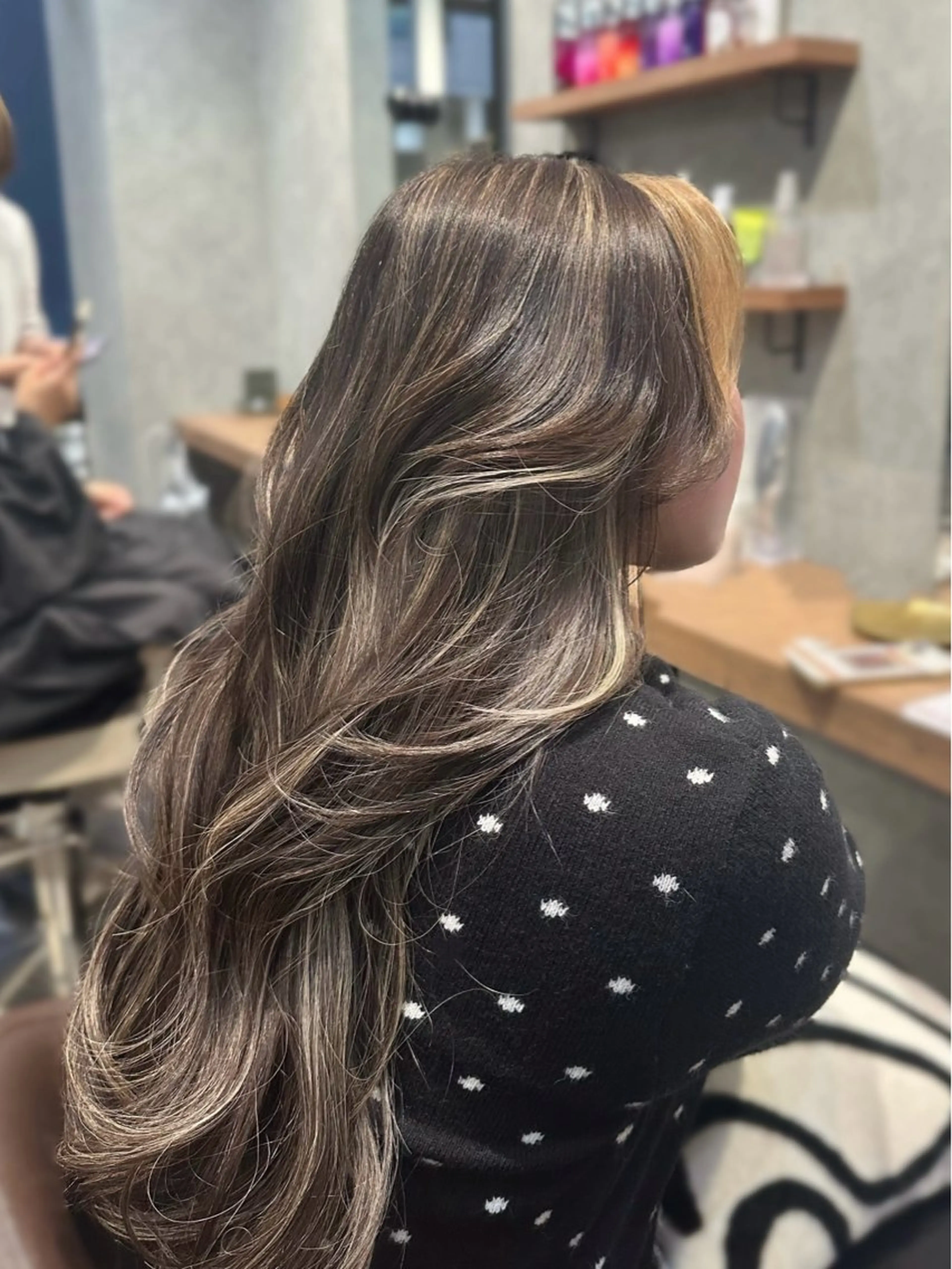 ロング カラー ベージュカラー ハイライトカラー ハイライト カット ヘアカラー トリートメント 🤍ハイライト/ レイヤー/銀座🤍のヘアスタイル