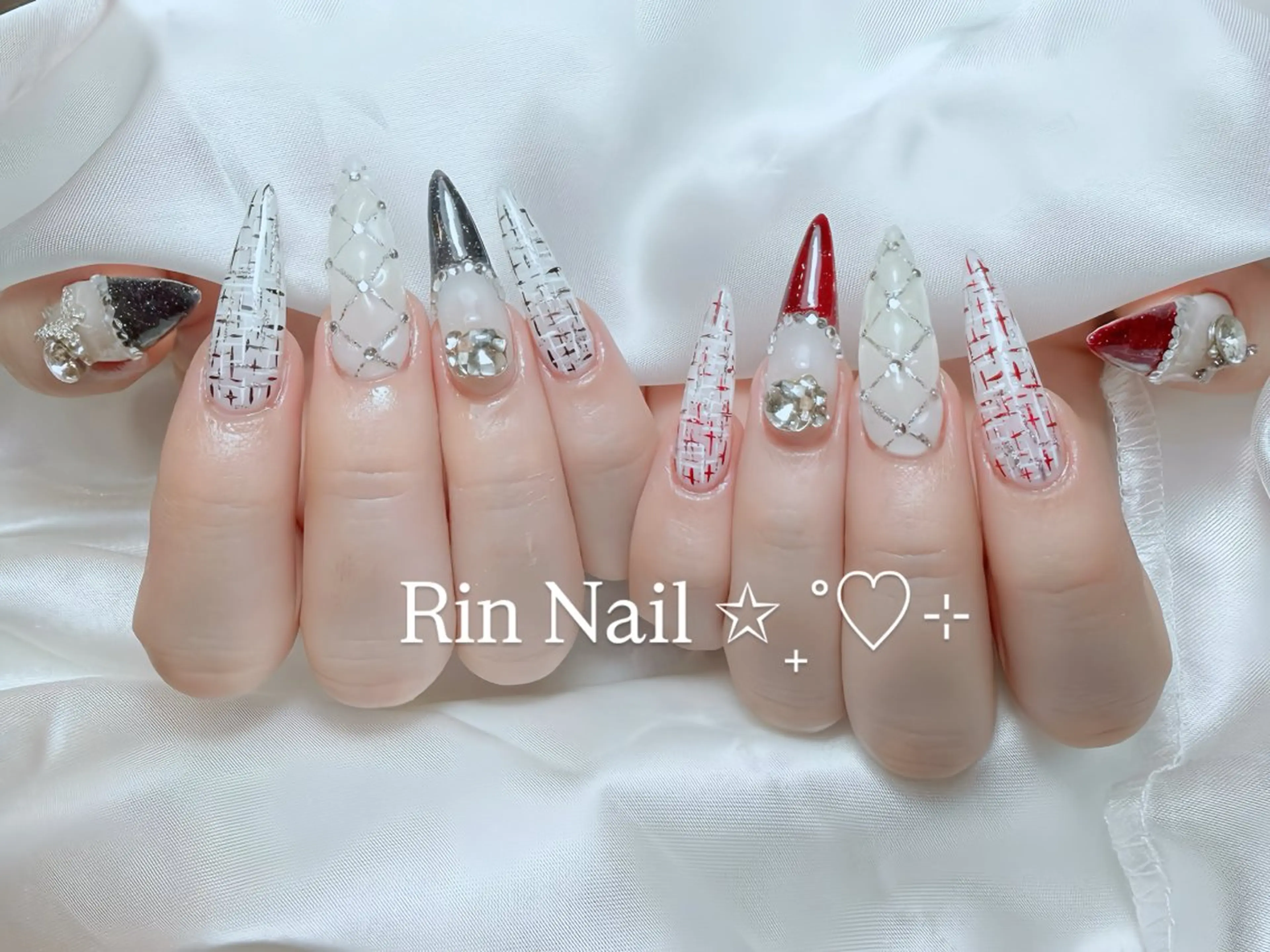 ネイル 成人式 ロングネイル ネイルチップ ハンドネイル Rin Nail 新大久保店のネイルデザイン
