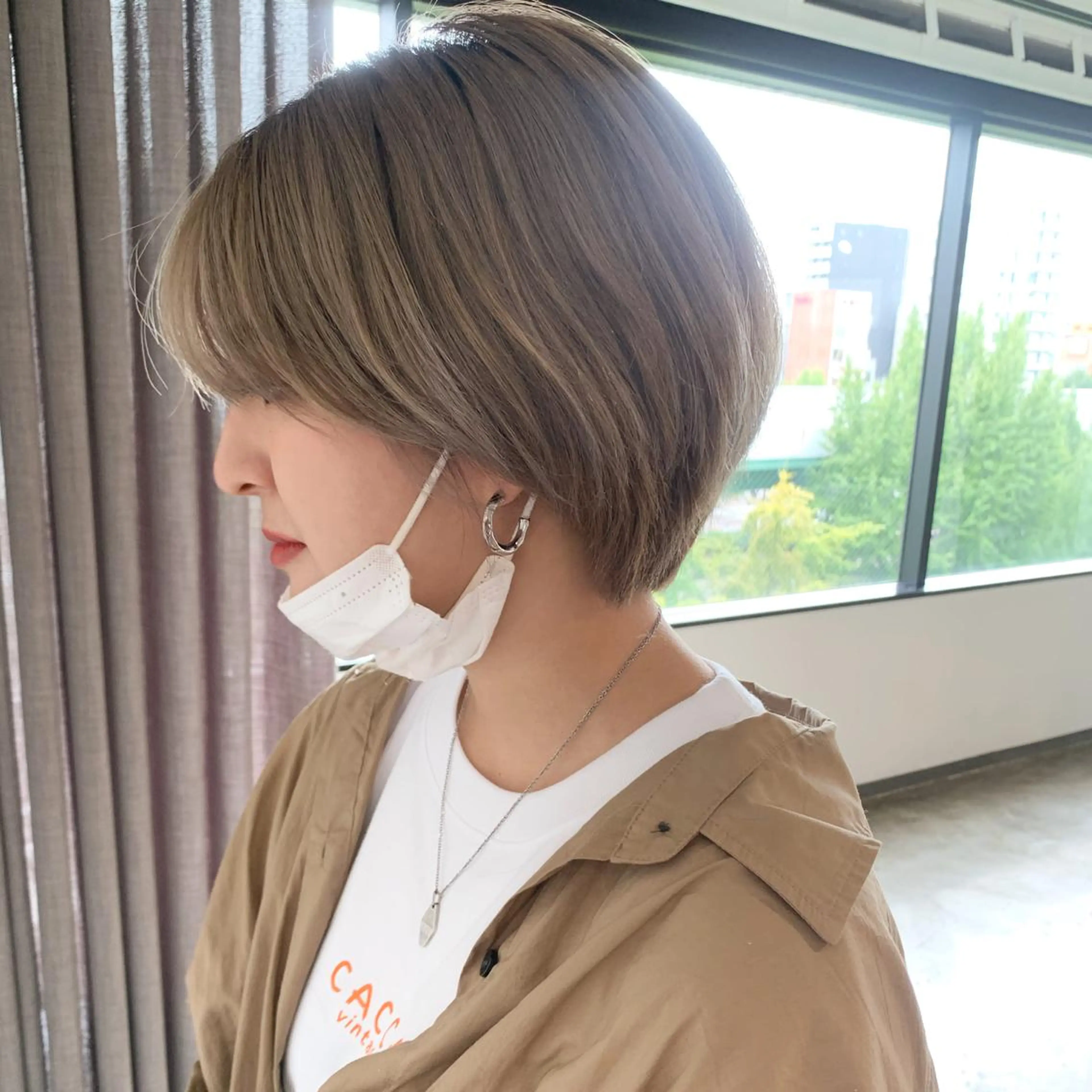ショート ヘアカラー トリートメント ヘアセット ✨艶ブリーチカラー ✨四ノ宮裕己のヘアスタイル