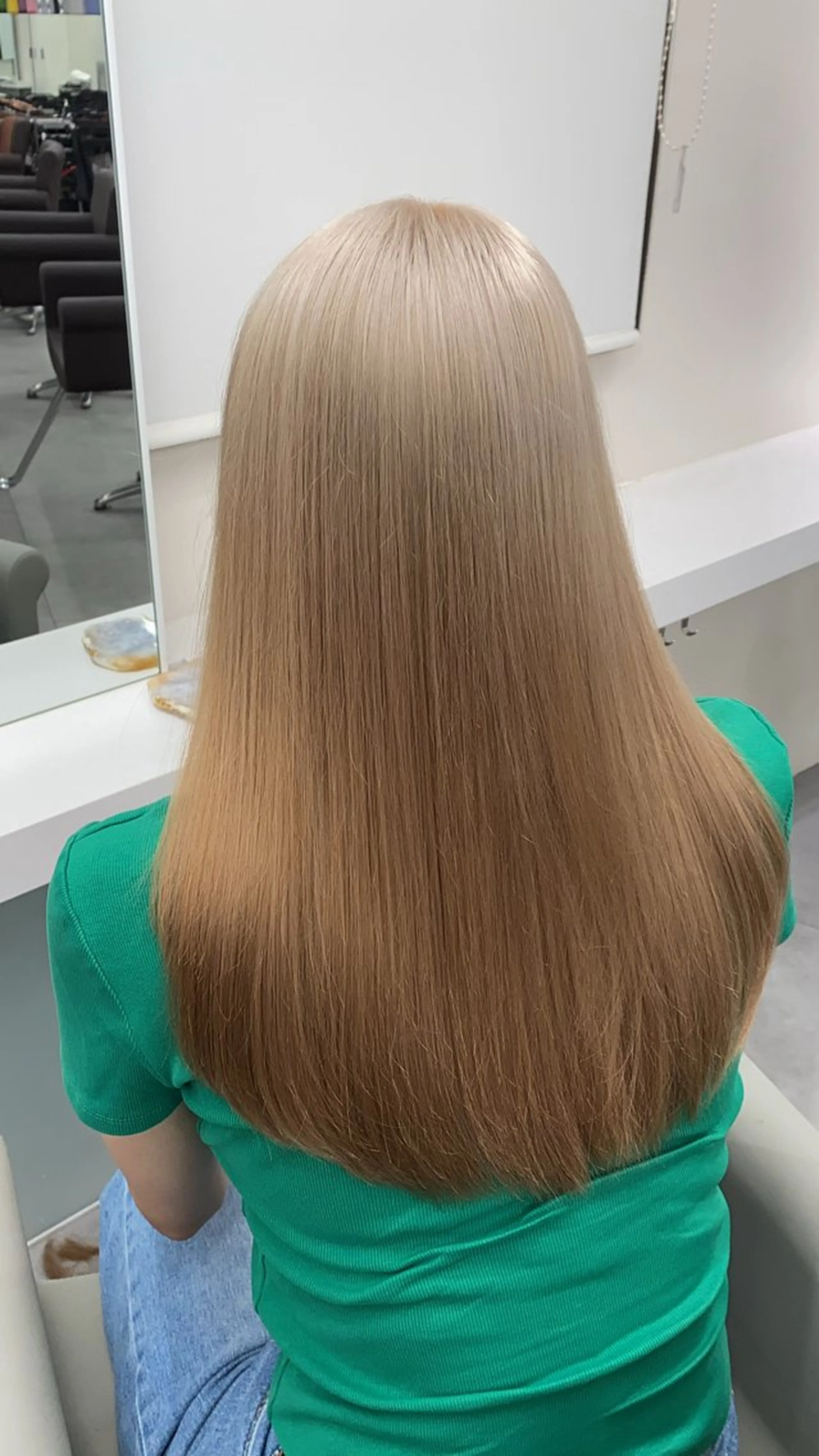 ロング カラー ヘアカラー トリートメント ベレーザ渋谷所属・🦋ハイトーン・髪質 改善🦋成嶋 朋希のヘアスタイル