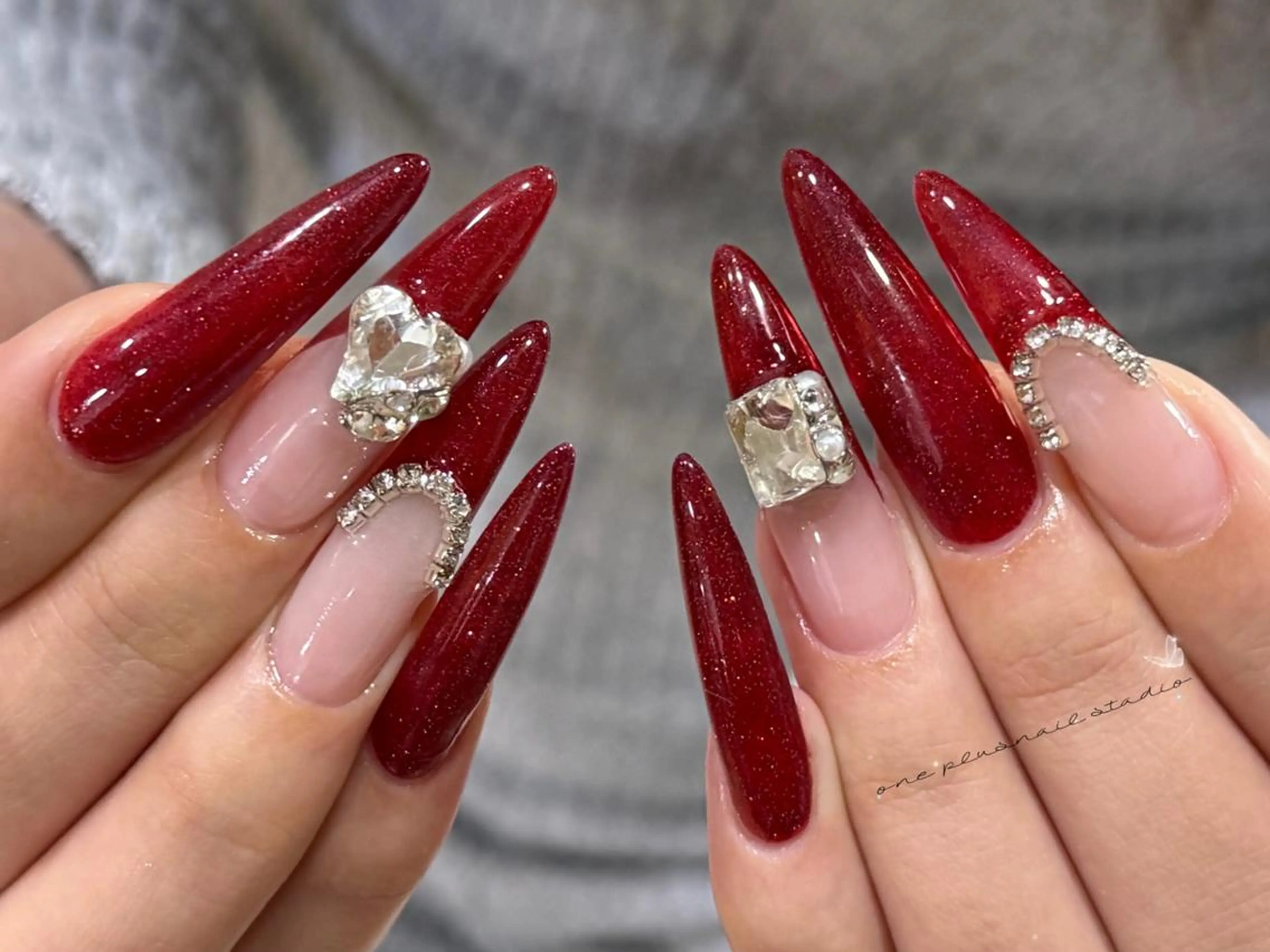 ネイル アニマル柄 ボルドー ブラウン フレンチネイル マグネットネイル haruka 🧸のネイルデザイン