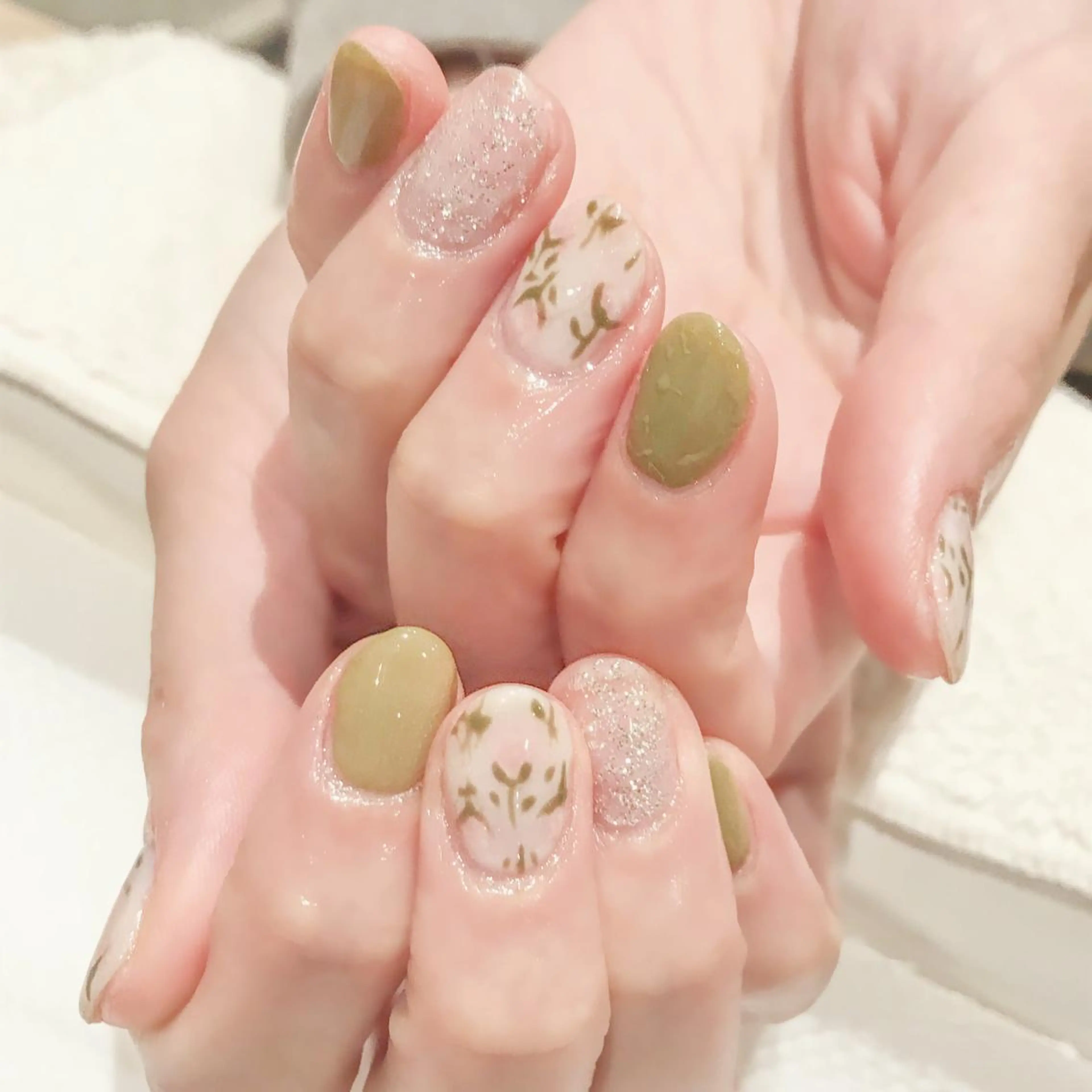 ネイル ジェルネイル ラメ(グリッター) ニュアンスネイル 春ネイル Nyanco Nailのネイルデザイン