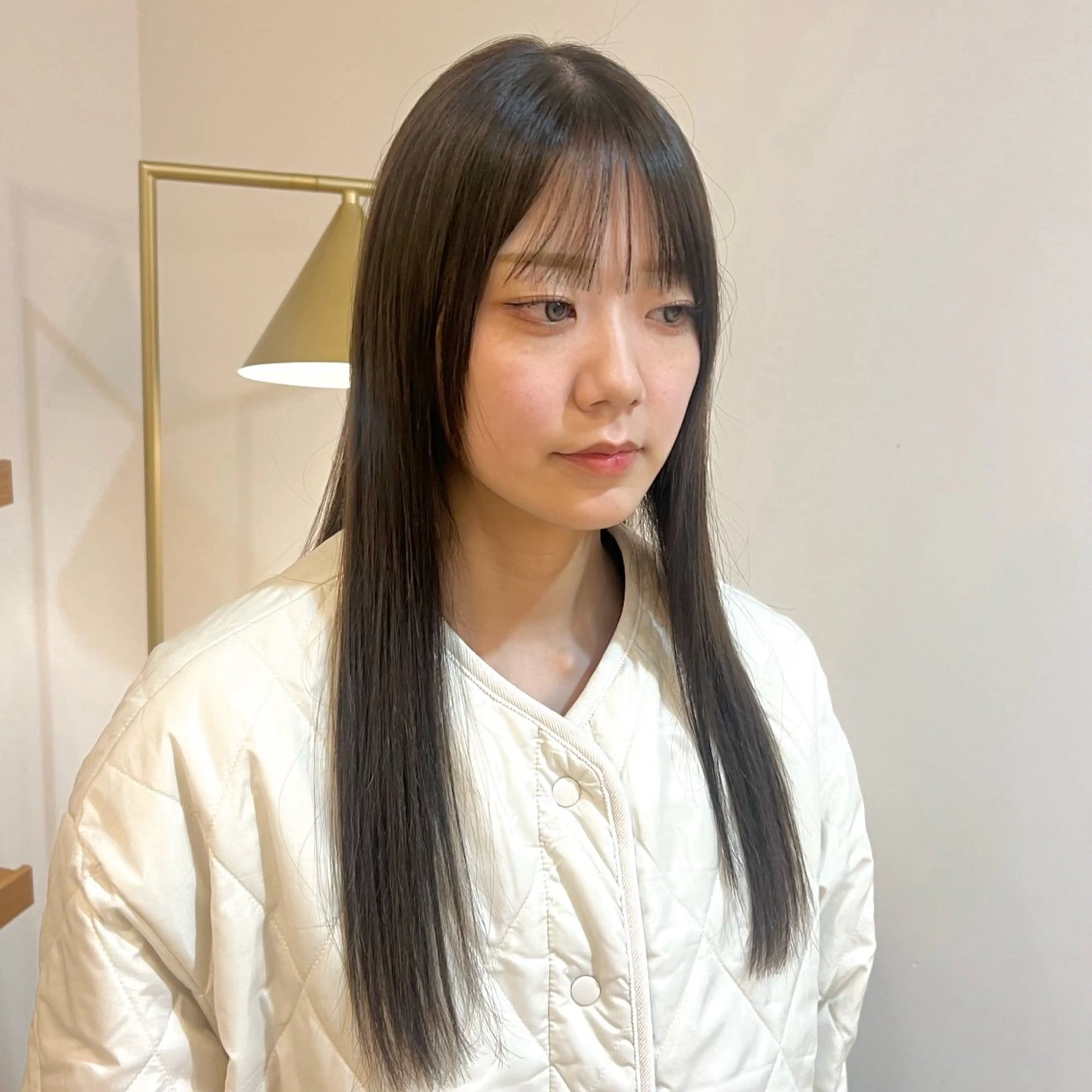 ロング カラー ベージュカラー ブリーチ 透明感カラー ダブルカラー グレージュ ヘアカラー トリートメント 艶カラー/透明感 /ヒグチアオイのヘアスタイル