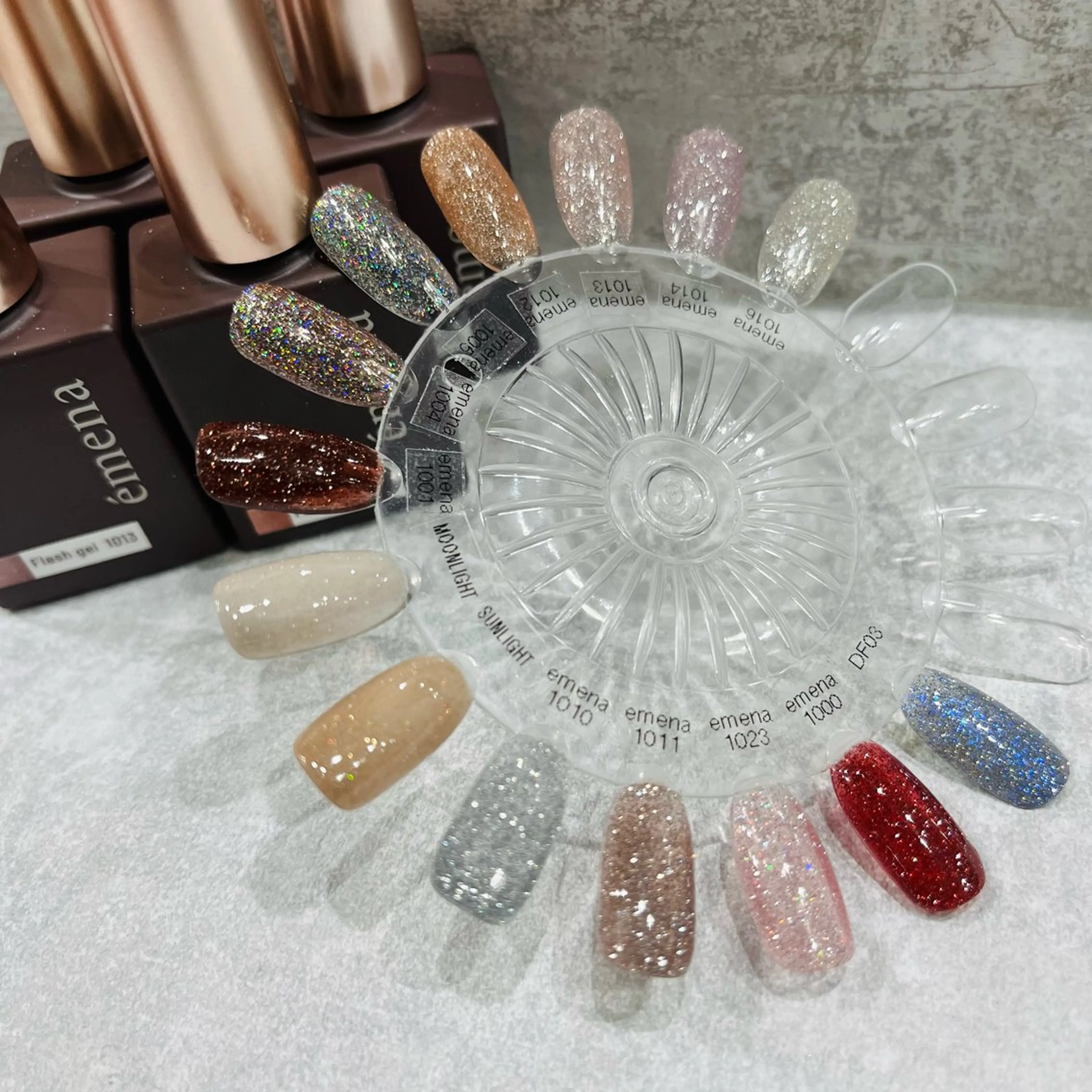 ネイル フラッシュネイル キラキラネイル ハンドネイル 阿部 ほのかのネイルデザイン