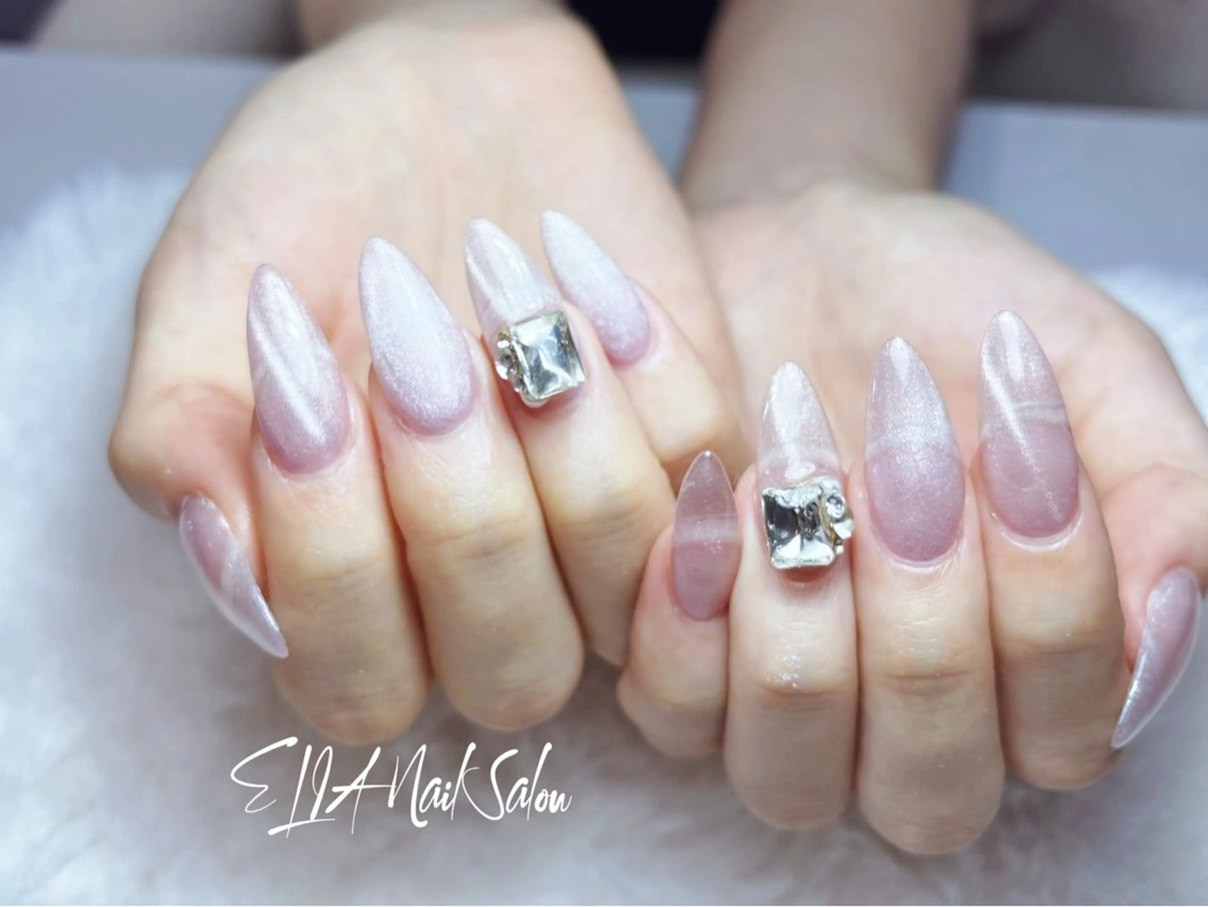 ミディアム cici nailのネイルデザイン