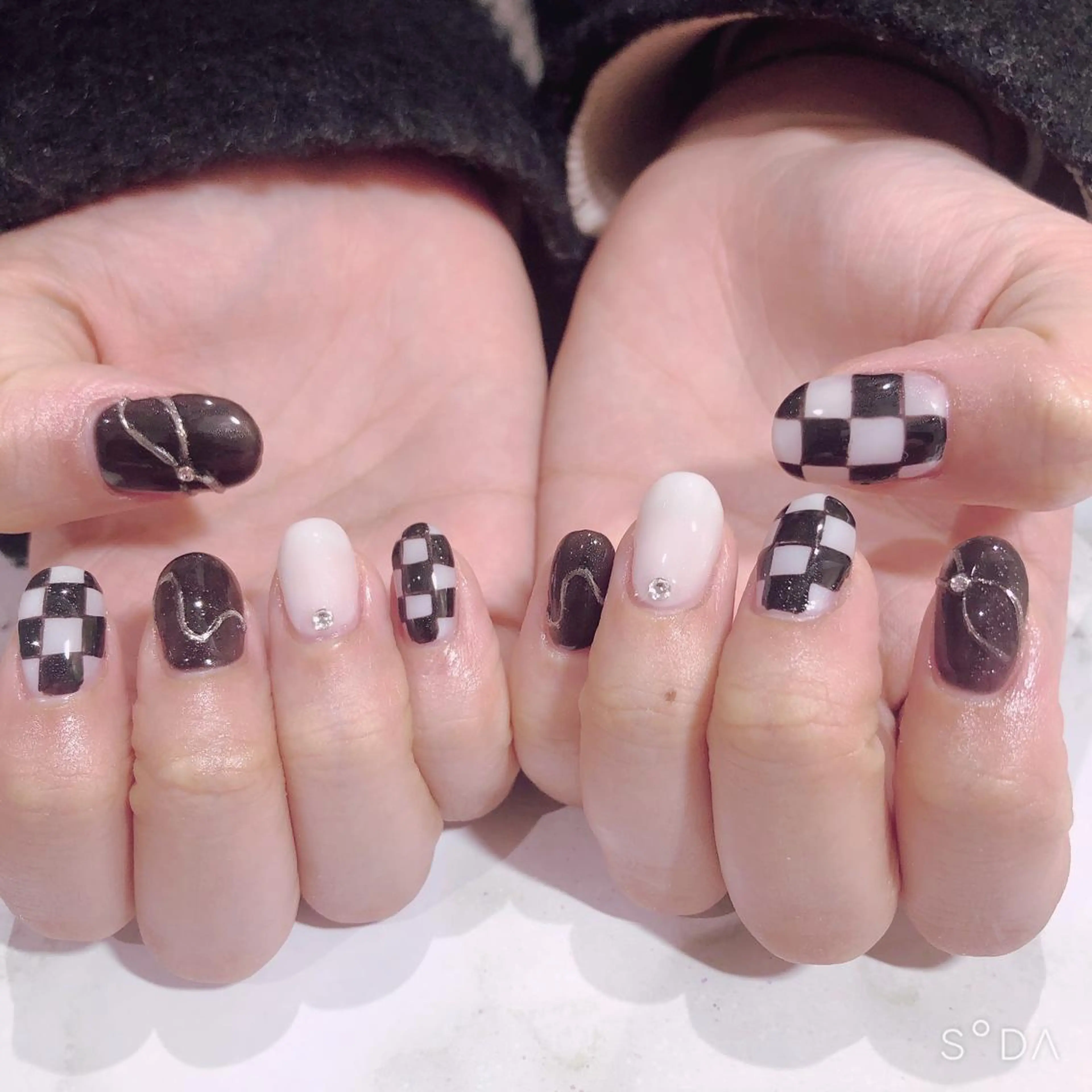 ネイル ハンドネイル 吉野✨ ネイルデザイナー✨のネイルデザイン