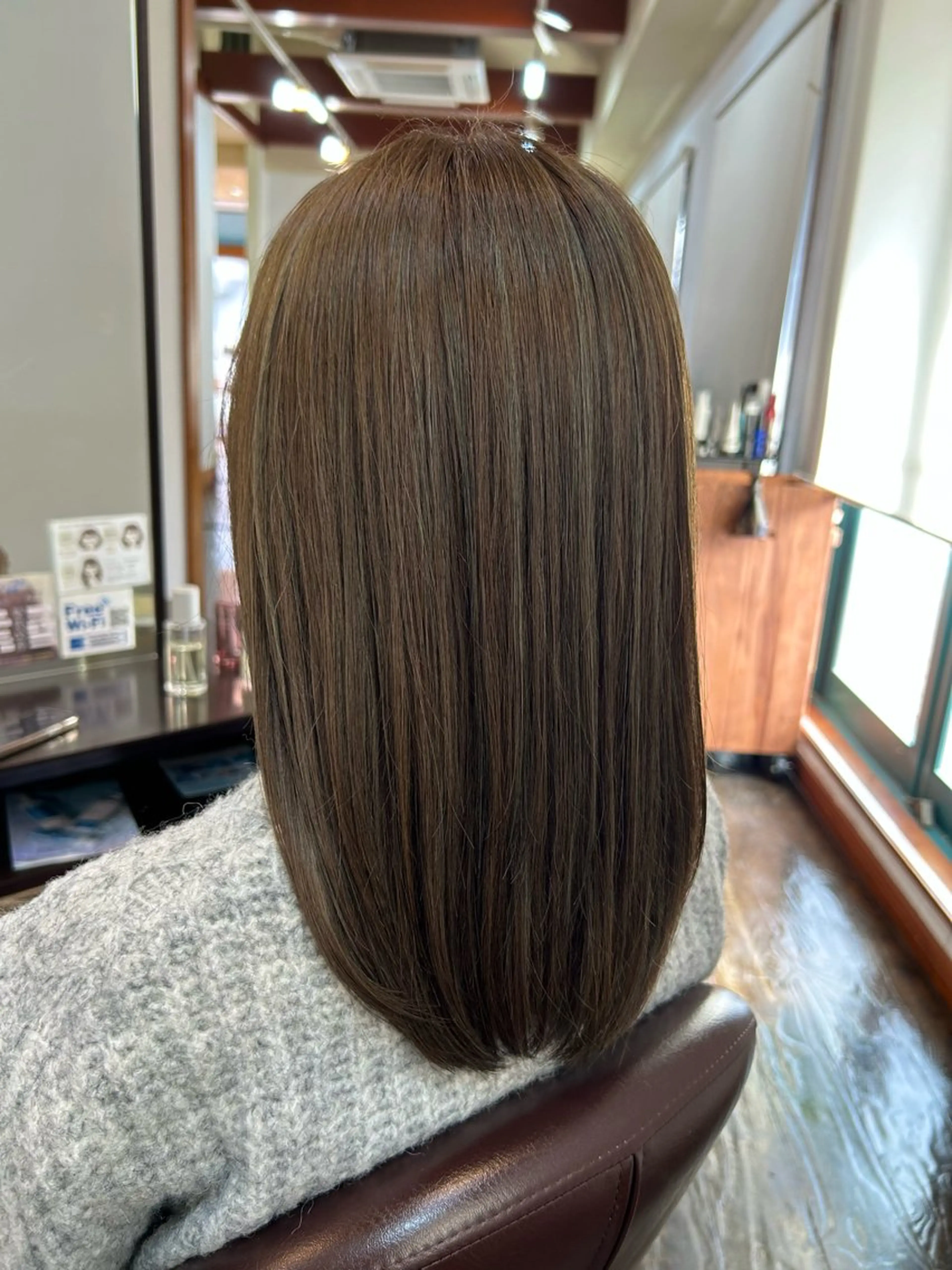 カラー ベージュカラー オリーブベージュ 坂本 瑞季 🤍 髪質改善のヘアスタイル