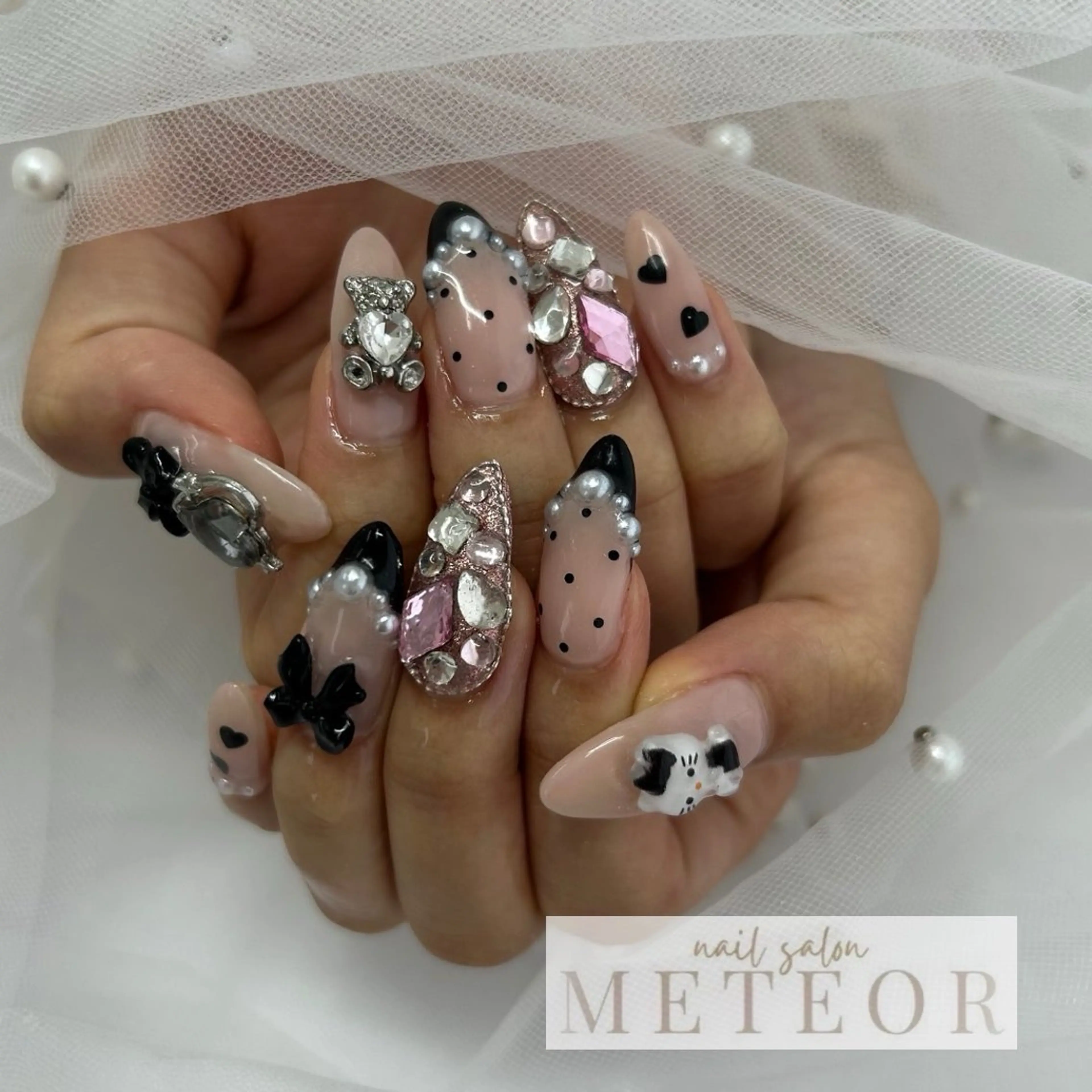 ロング ハンドネイル nailsalon meteor所属・METEOR💫 staffのネイルデザイン