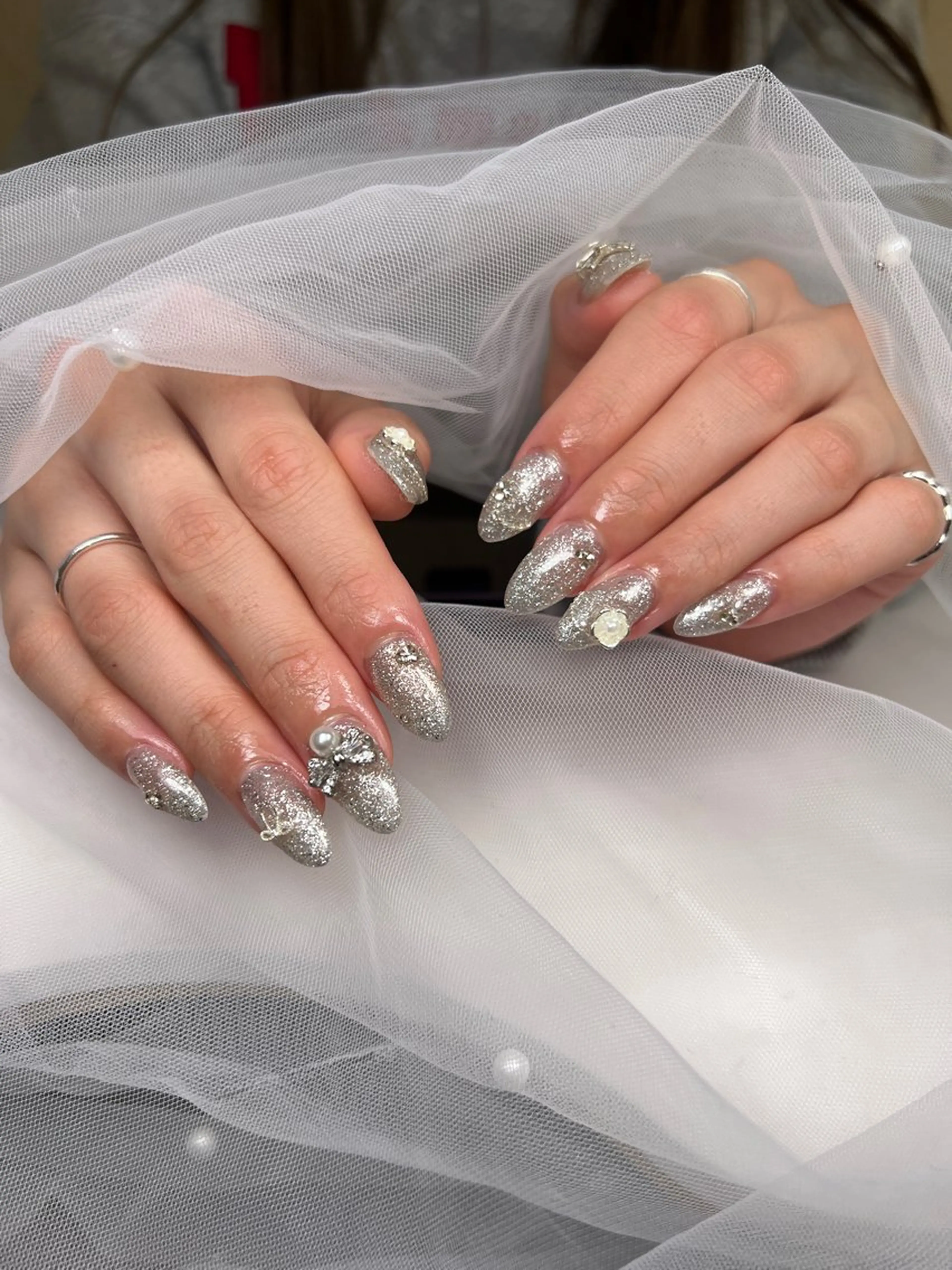 ネイル アートネイル オーロラネイル チークネイル 長さ出し フットネイル ハンドネイル ハンドケア Mio_ Noiranailのネイルデザイン