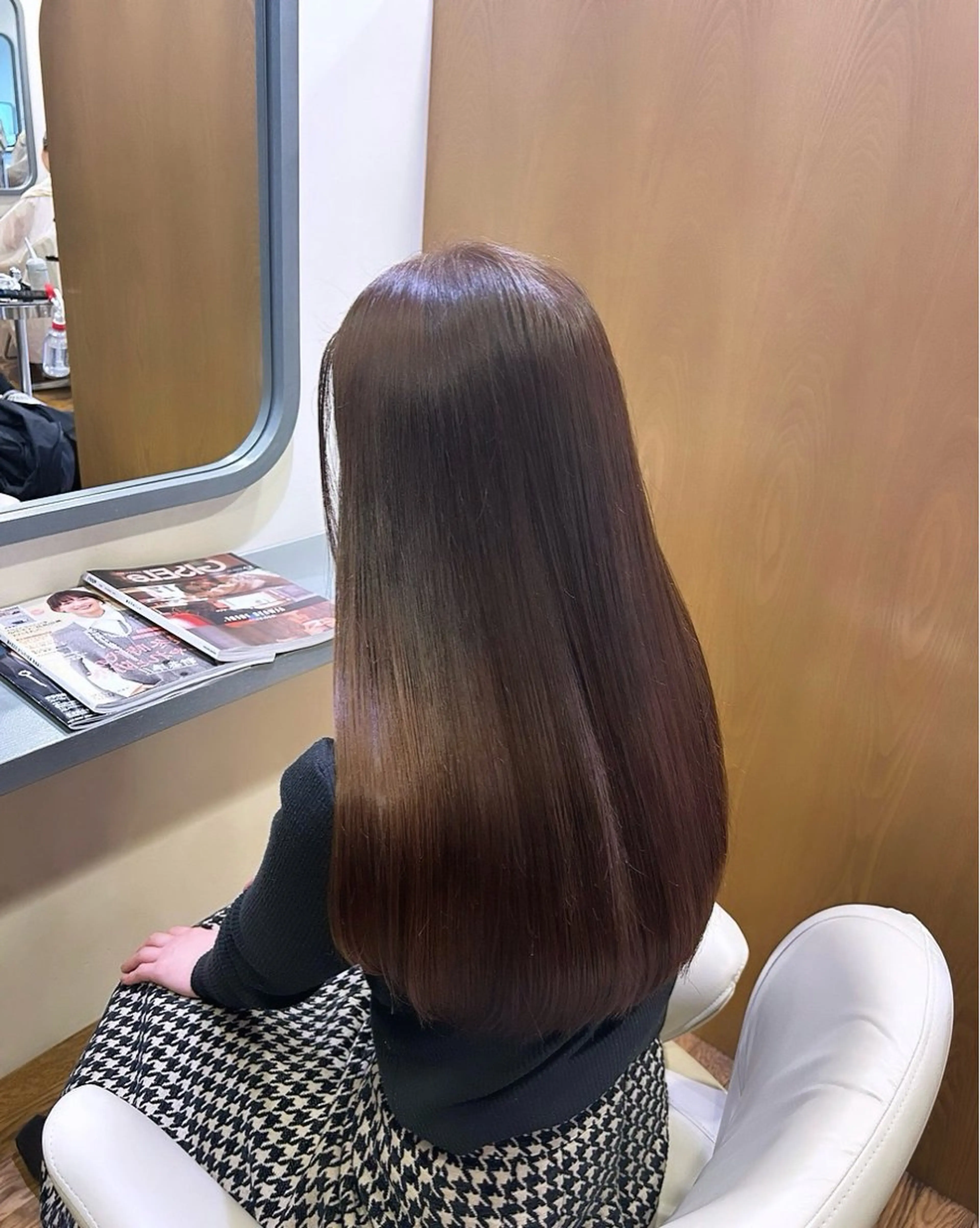 ロング カラー 小島 千夏のヘアスタイル