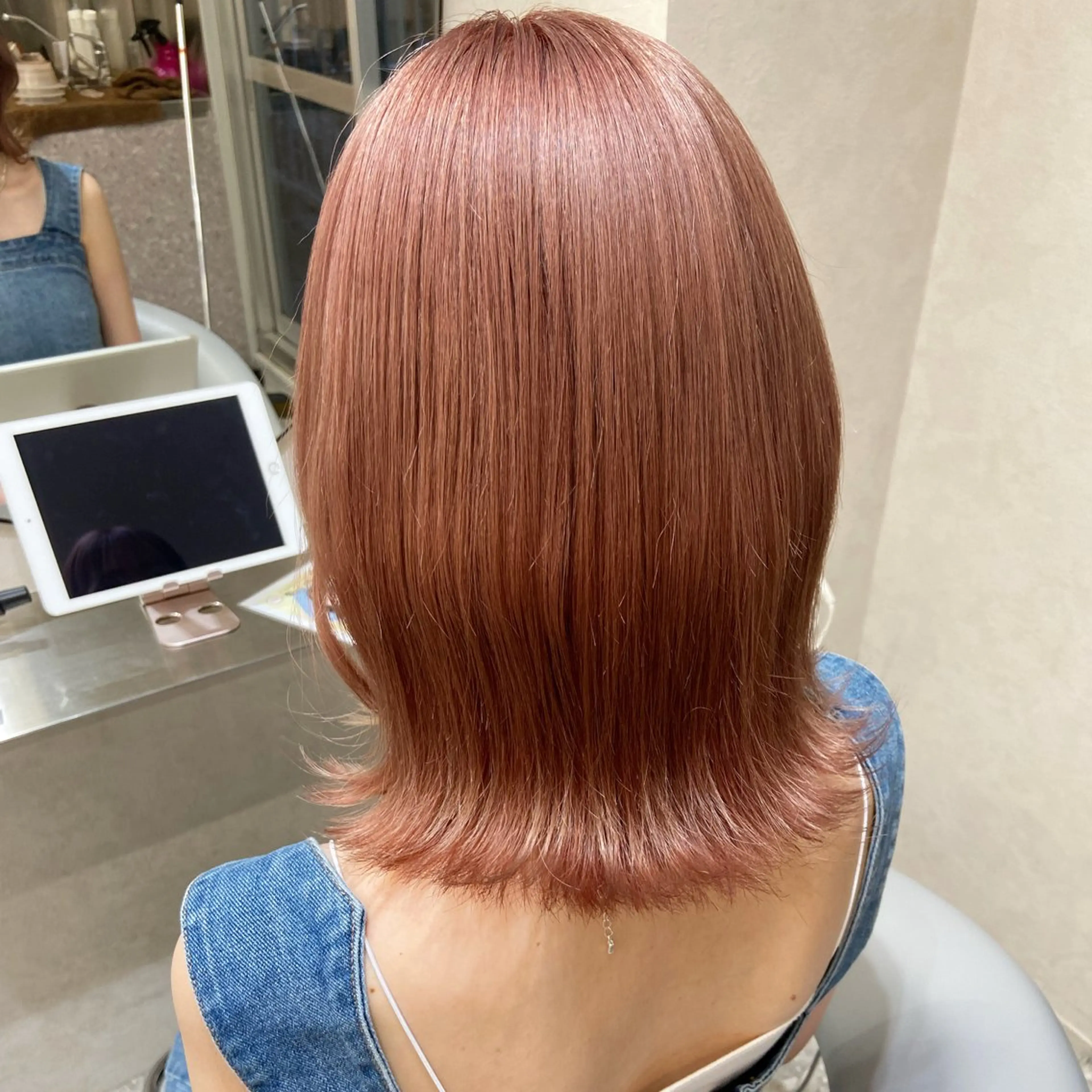 ミディアム カラー ベージュカラー ブリーチ ブラウンカラー ケアブリーチ ダブルカラー カット ヘアカラー トリートメント 新宿/韓国ヘア 中明度カラー/かやのヘアスタイル