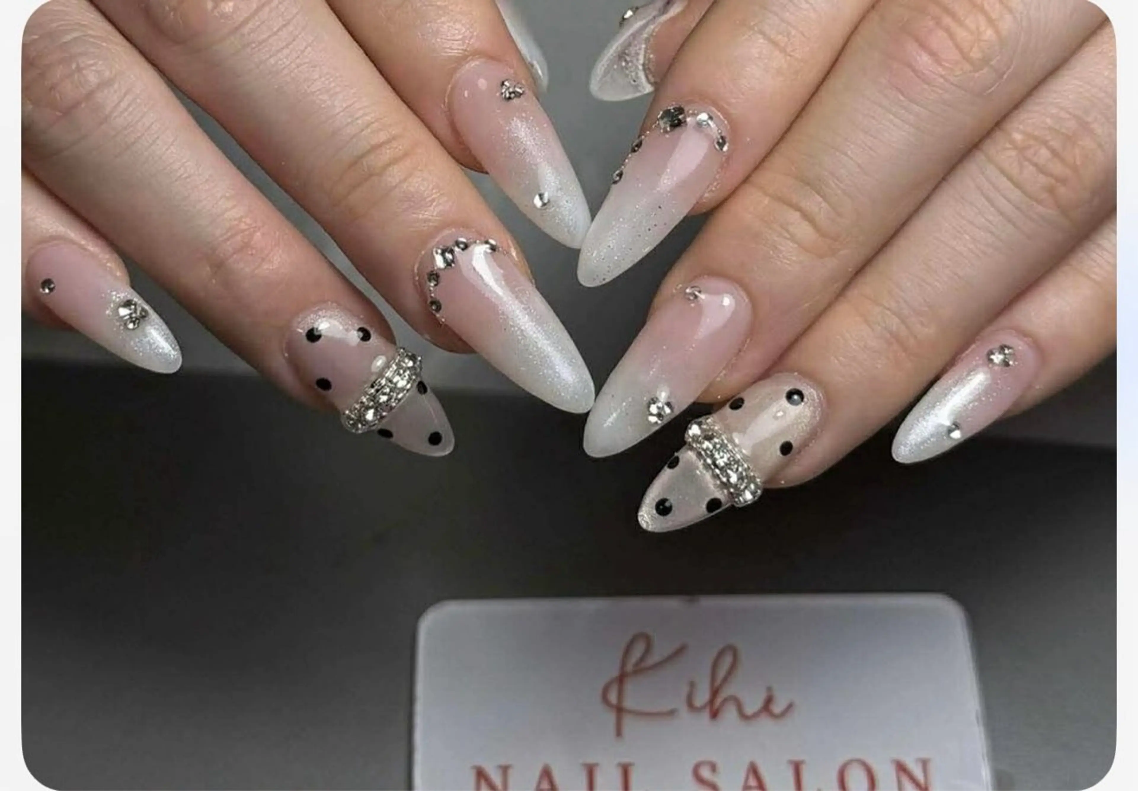 ネイル アートネイル ジェルネイル ガーリー 氷ネイル・うるうるネイル キラキラネイル ハンドネイル 清水 ユナのネイルデザイン