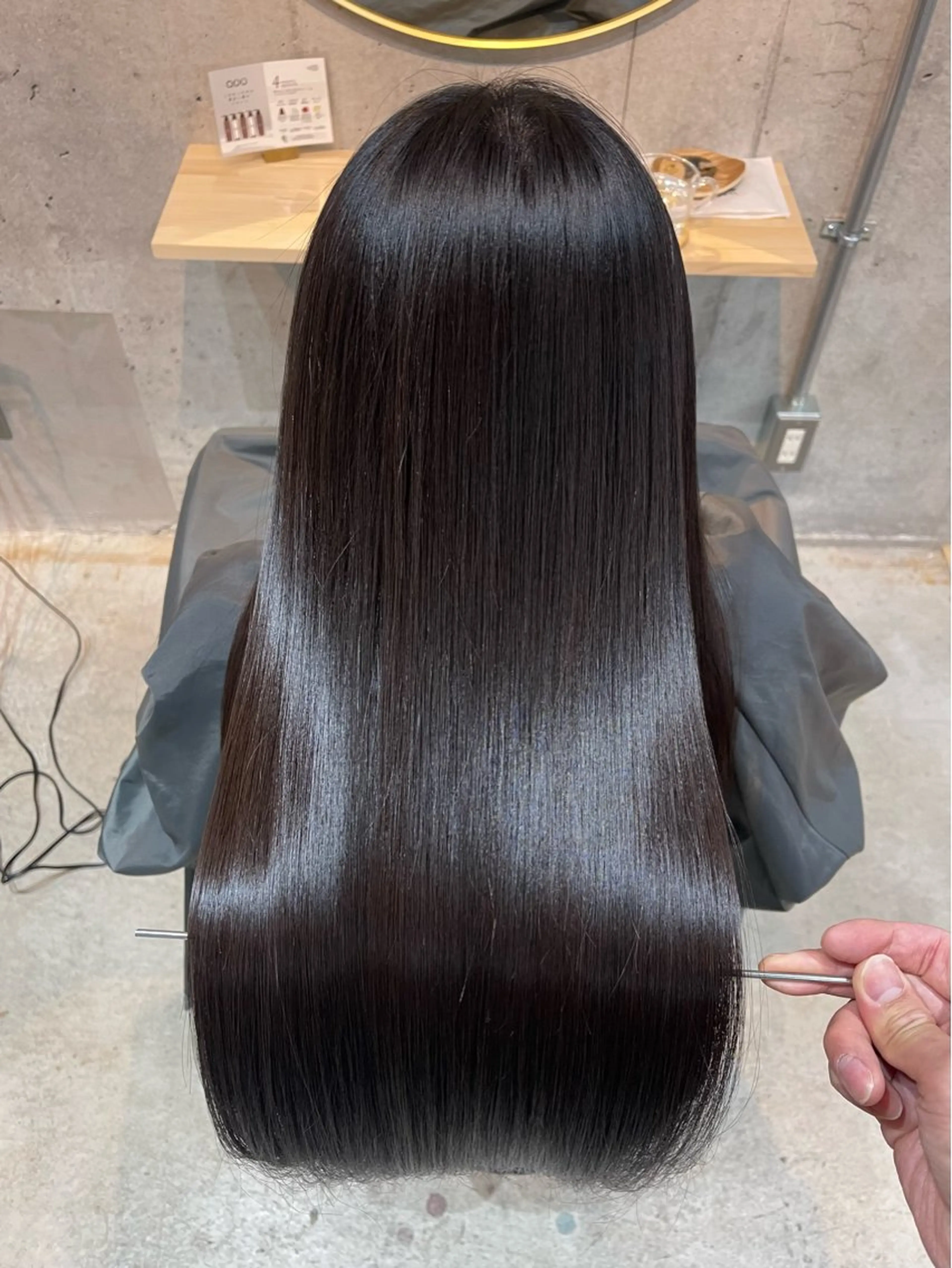 ロング QOO 戸越銀座所属・岩田 梨沙のヘアスタイル