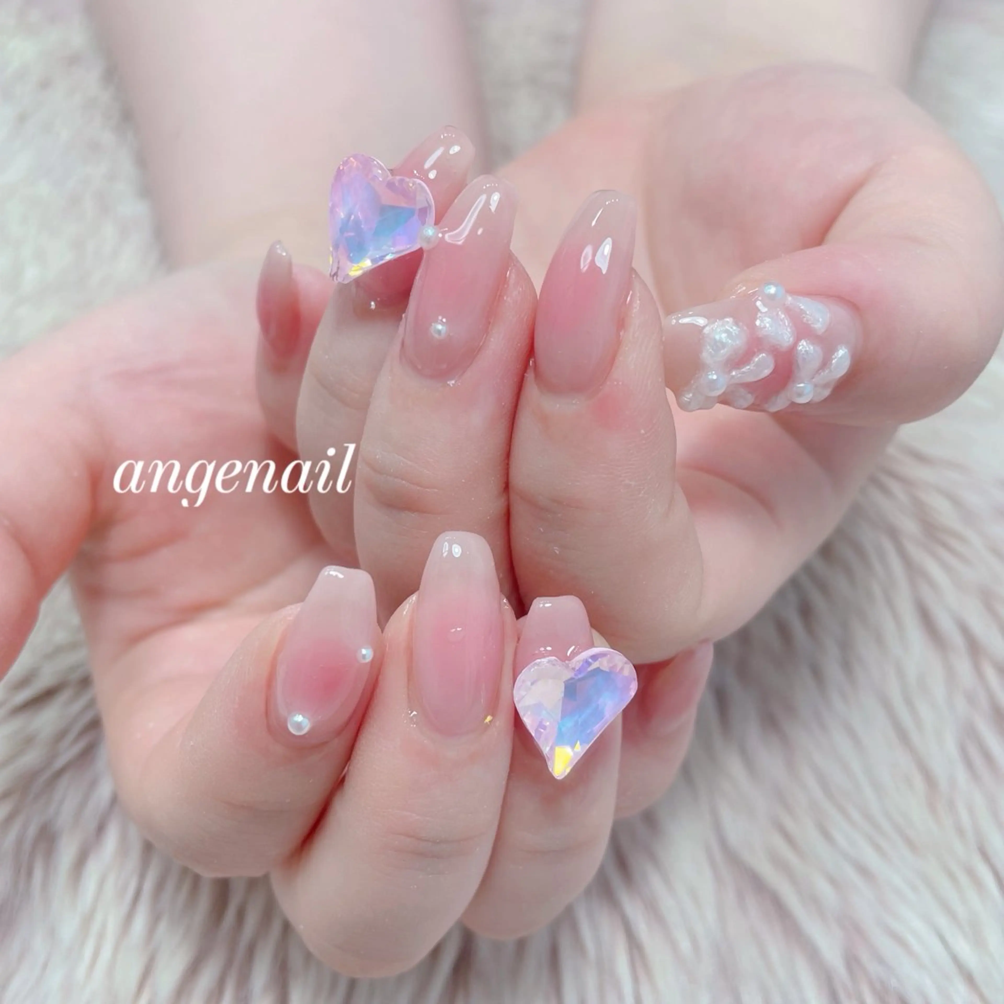 ネイル ハンドネイル オーナーネイリスト MAKIのネイルデザイン