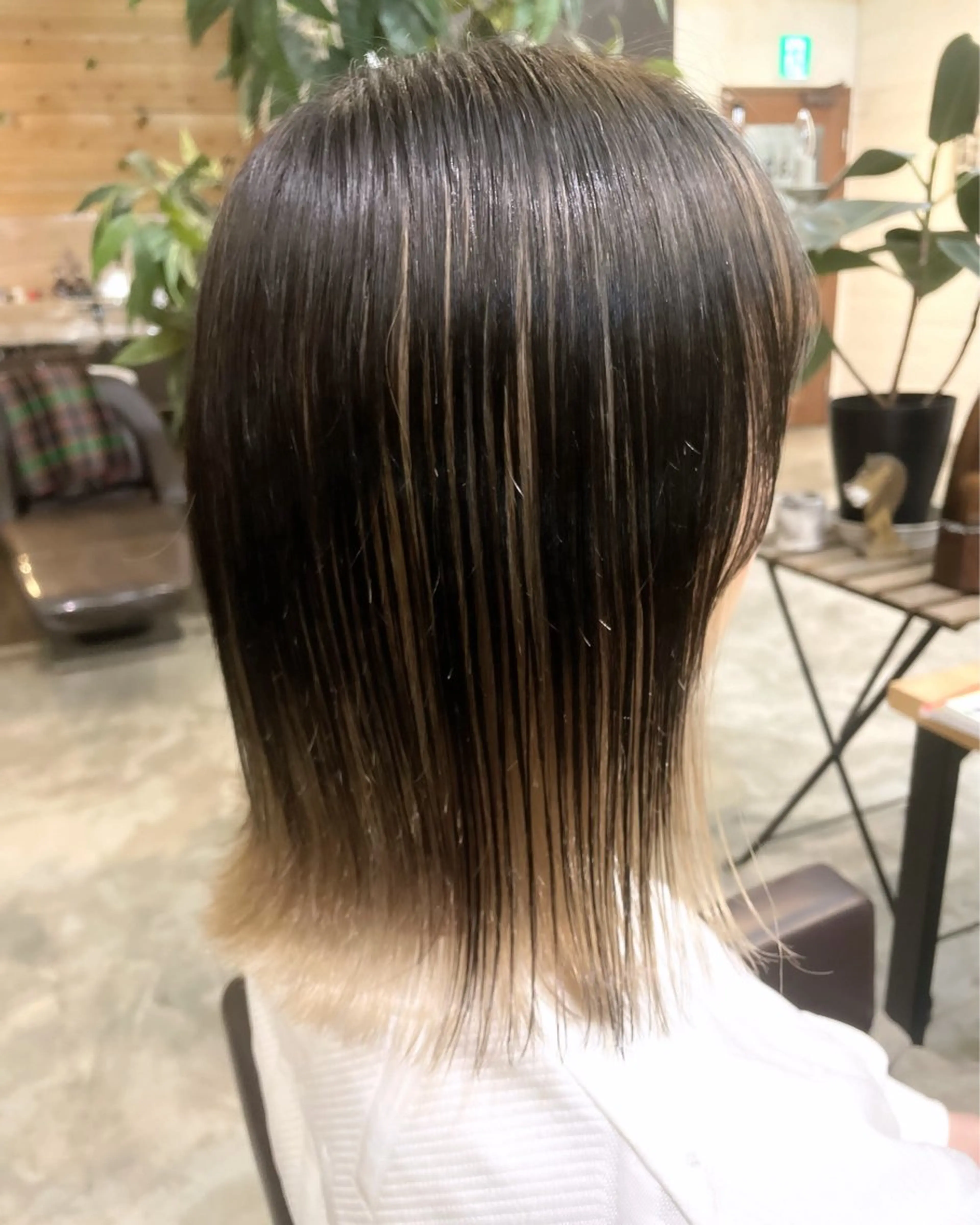 ミディアム カラー ブリーチ 艶カラー/ハイトーン Anjuのヘアスタイル