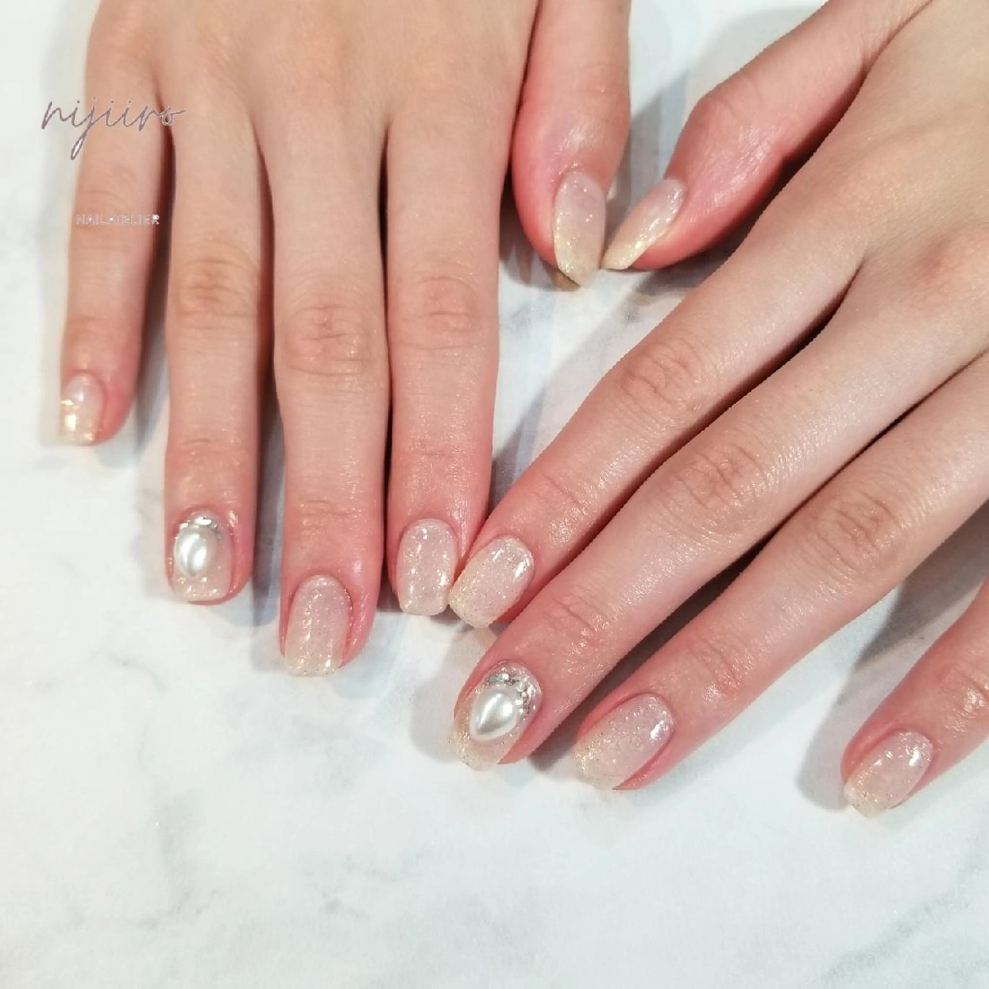ネイル ハンドネイル nailatelier nijiiro.所属・nijiiro🌈 サトウのネイルデザイン