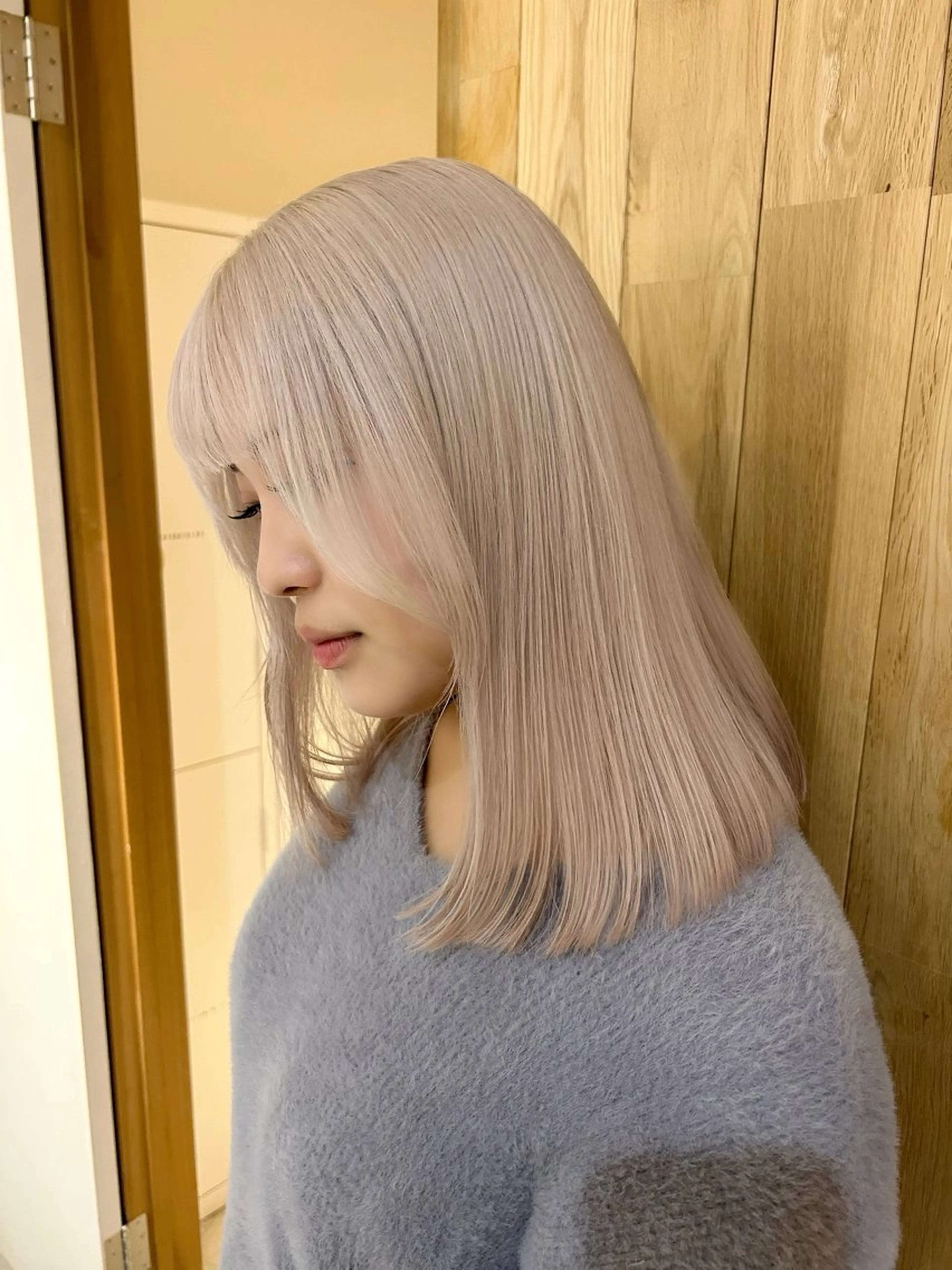 ミディアム ヘアカラー トリートメント L STUDIO所属・ハイトーン/ブリーチ 🧁soraのヘアスタイル