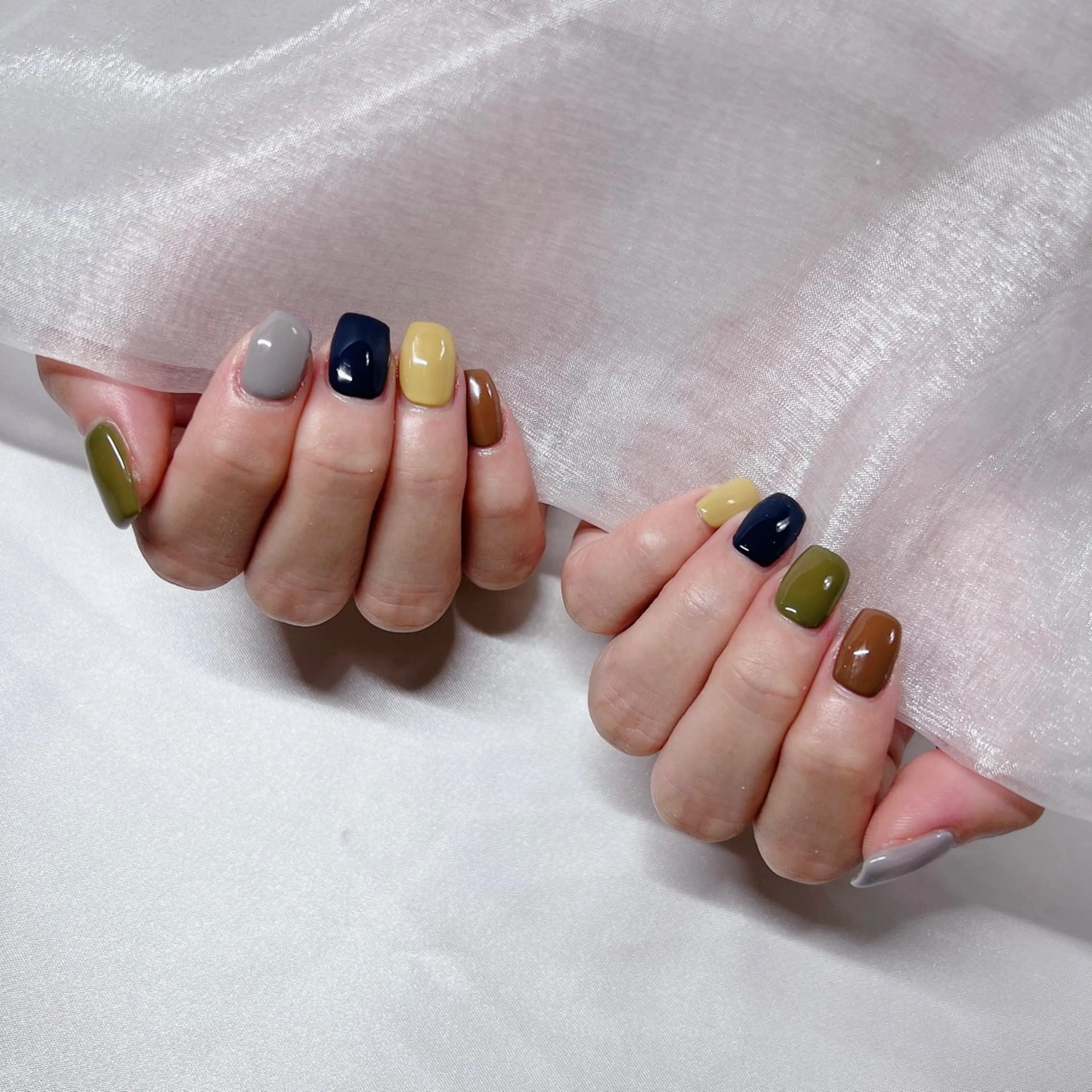 ネイル ジェルネイル 韓国ネイル マグネットネイル 持ち込み ニュアンスネイル ハンドネイル -nail salon-Reward所属・nail salon Rewardのネイルデザイン