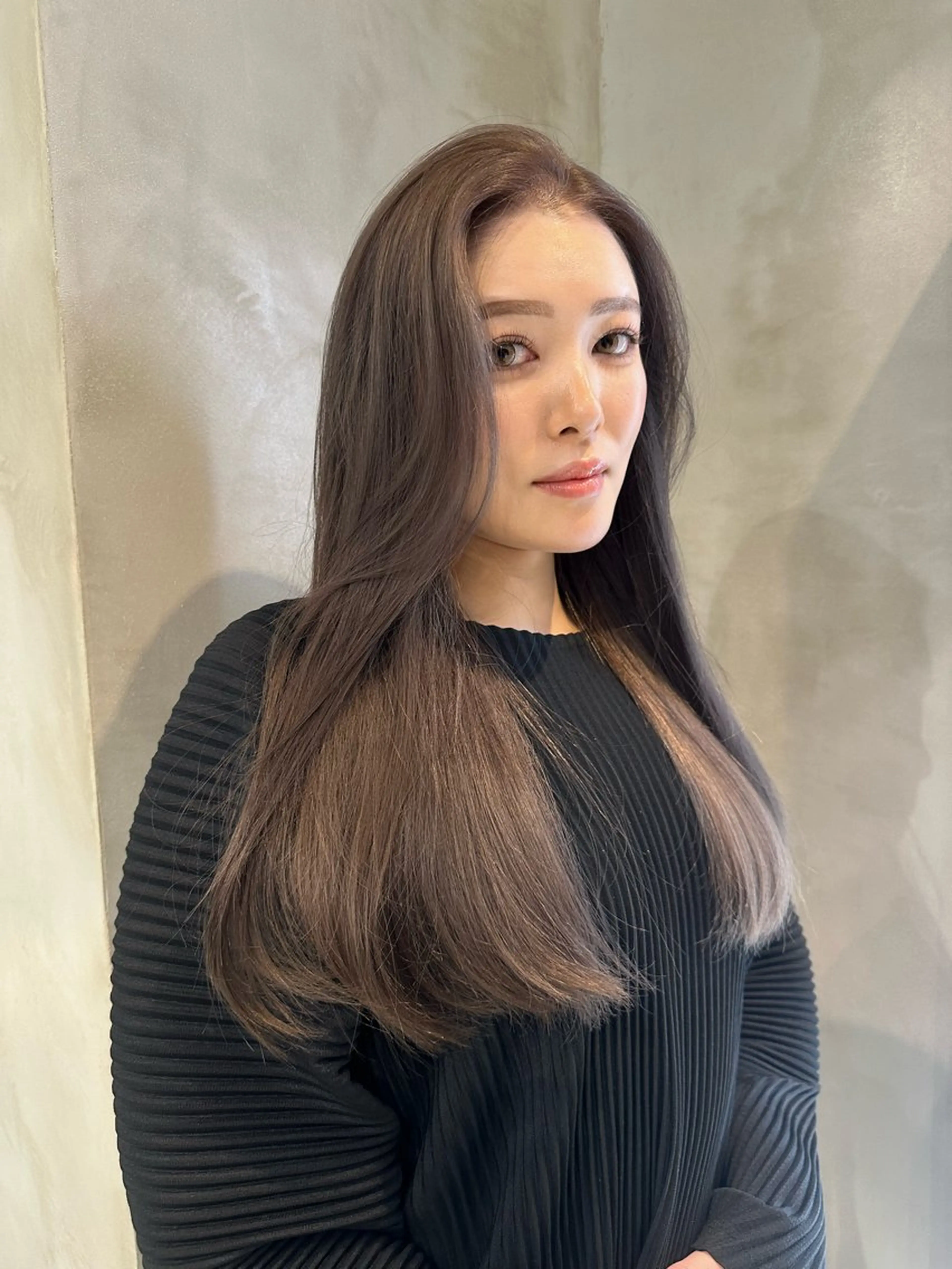 ロング カット トリートメント 韓国レイヤー 似合わせカラーのヘアスタイル