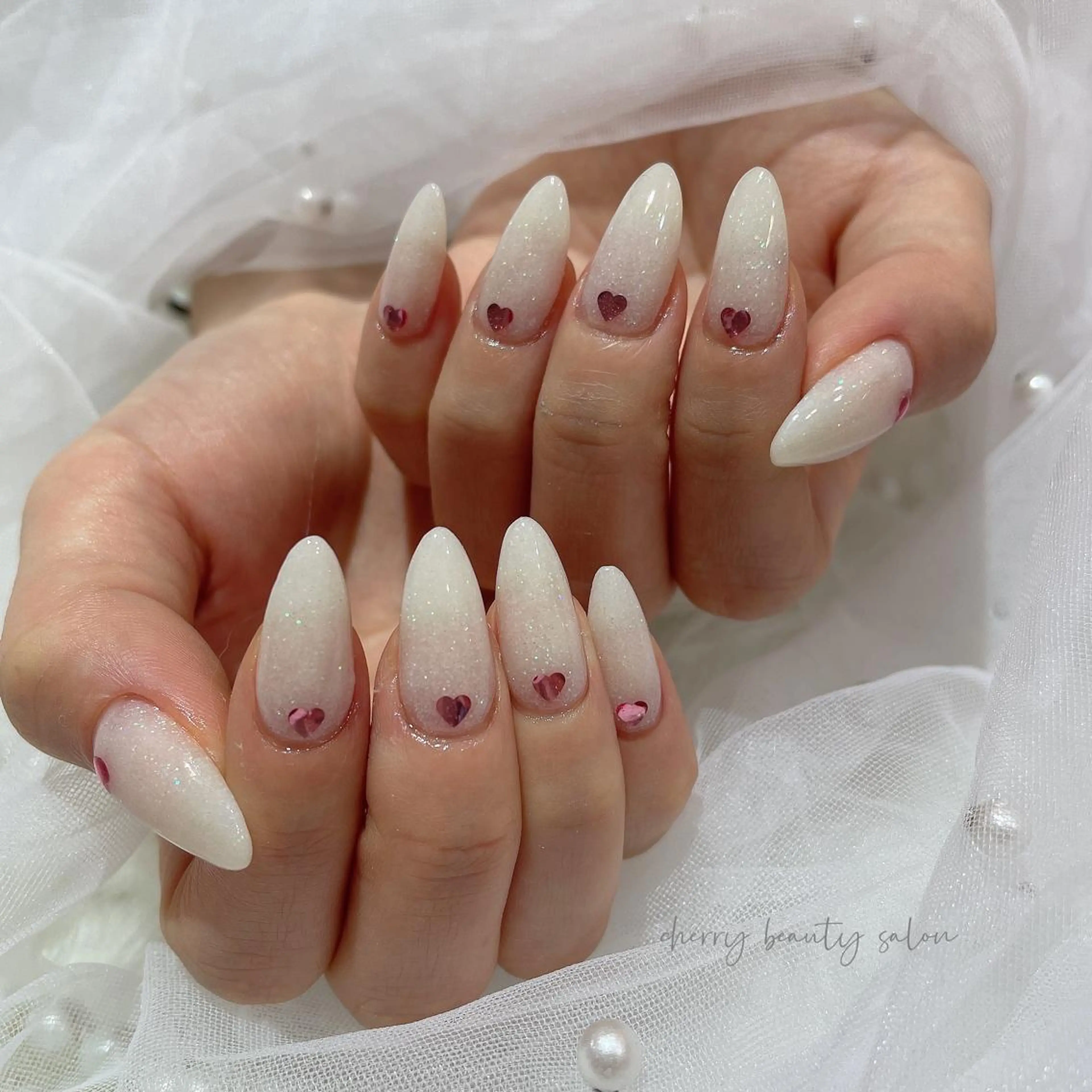 ネイル SAKURA 🍒のネイルデザイン