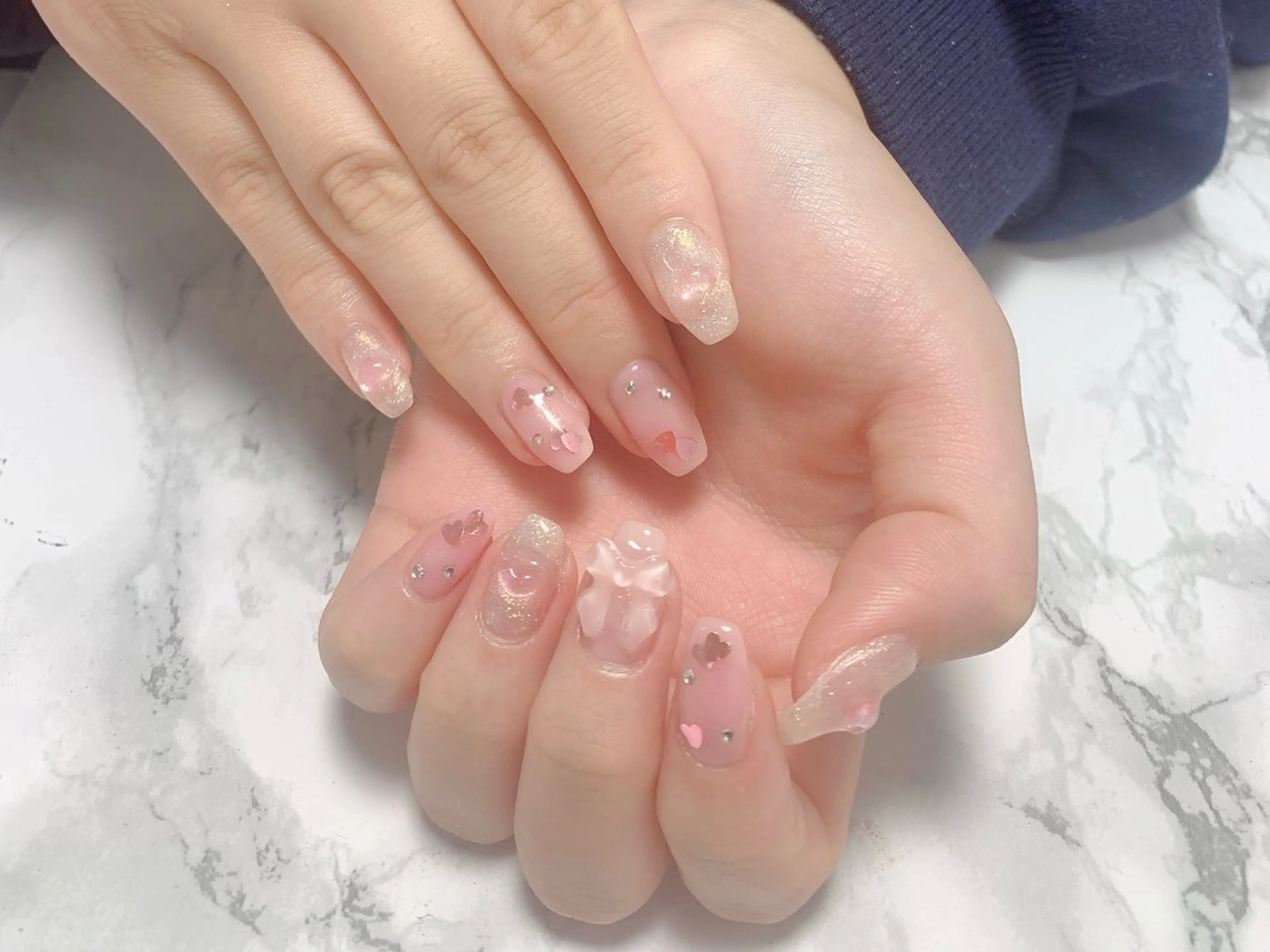 ネイル はな💎ネイル ワンホン、長さ出しのネイルデザイン