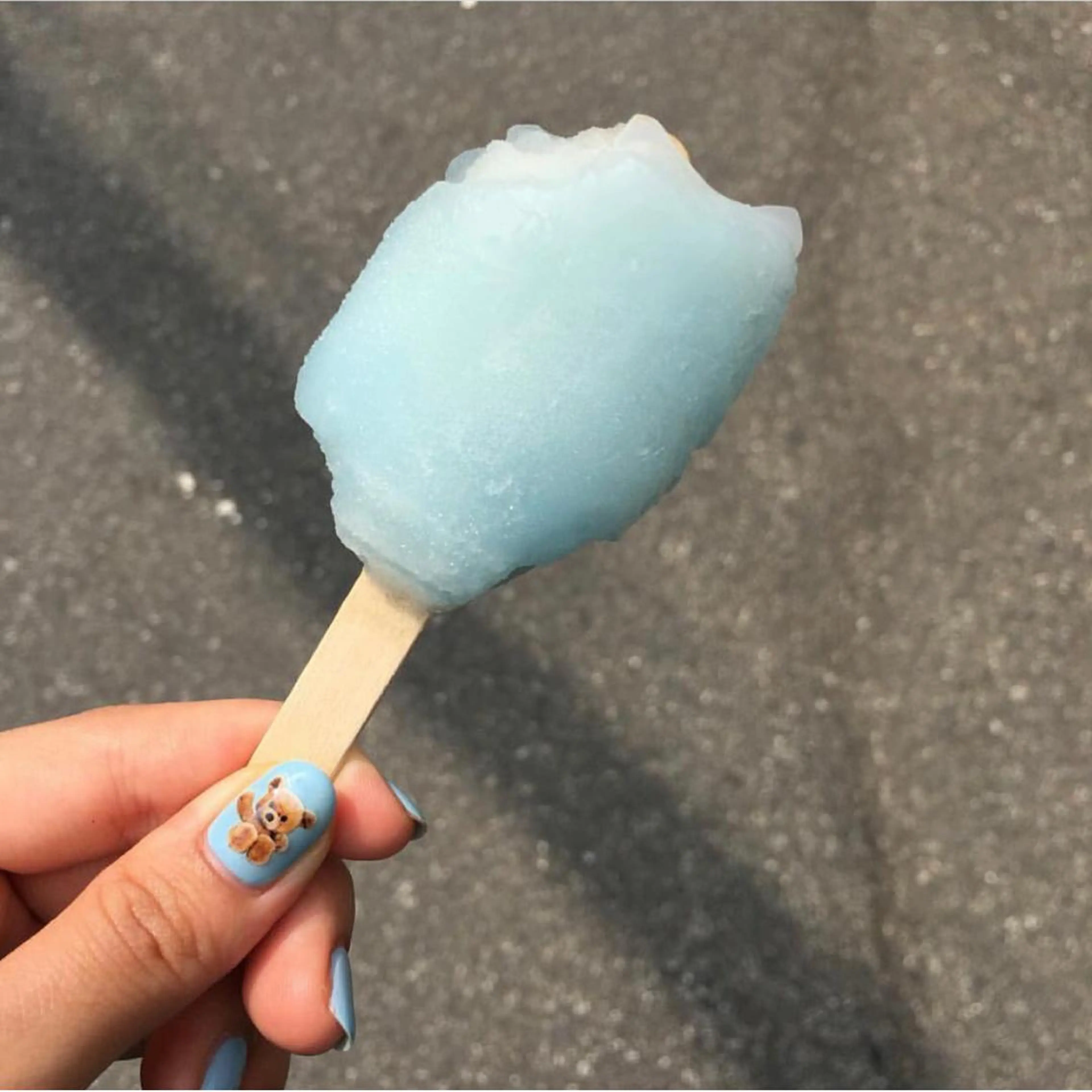 ネイル ハンドネイル フットネイル ハンドケア Nes.Nail所属・Miyagi Asamiのネイルデザイン