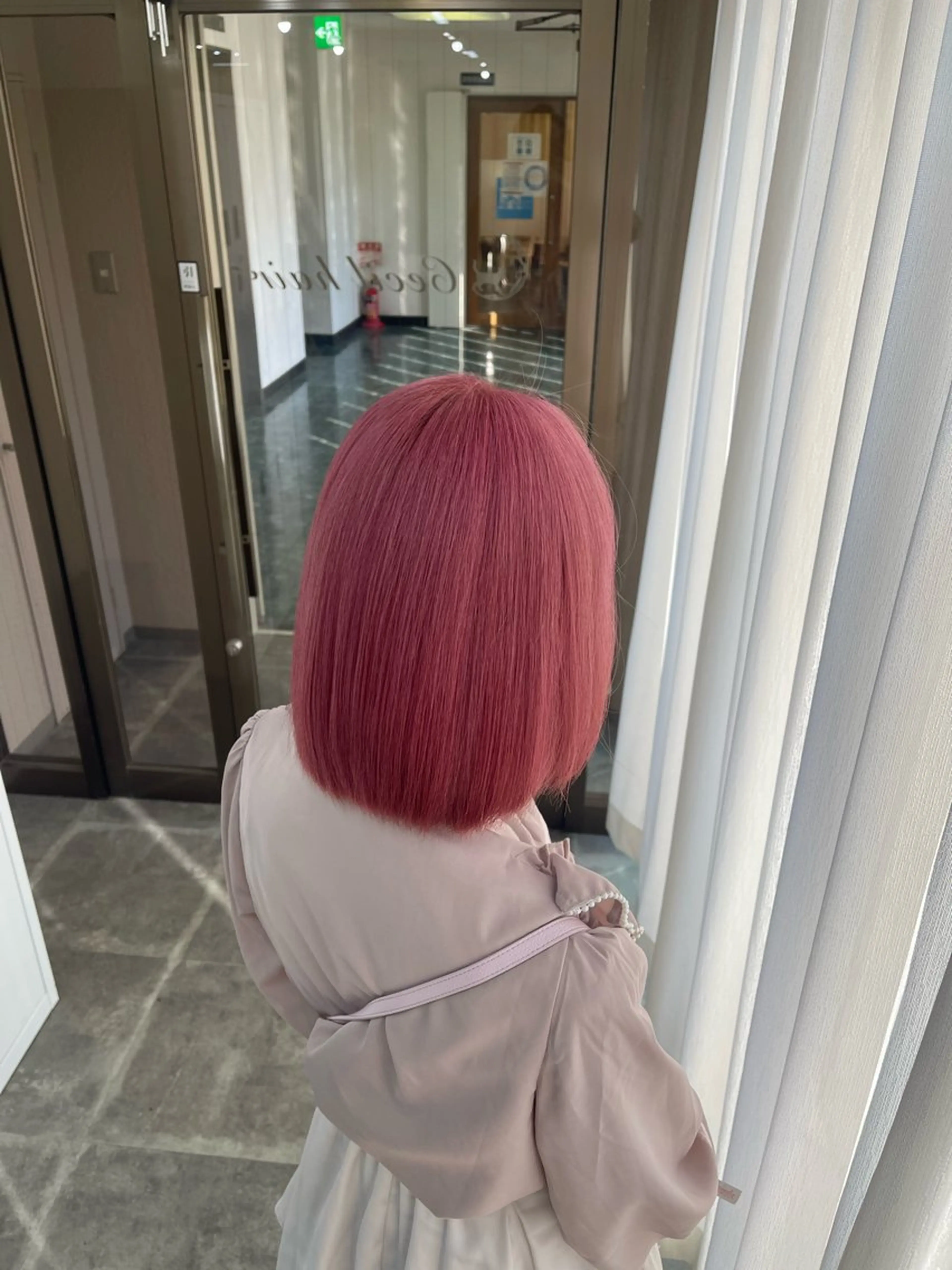 ショート カラー ブリーチ ケアブリーチ デザインカラー ダブルカラー ピンクカラー ヘアカラー トリートメント SOYON西大寺店所属・ダブルカラー/ 髪質改善💎安藤のヘアスタイル