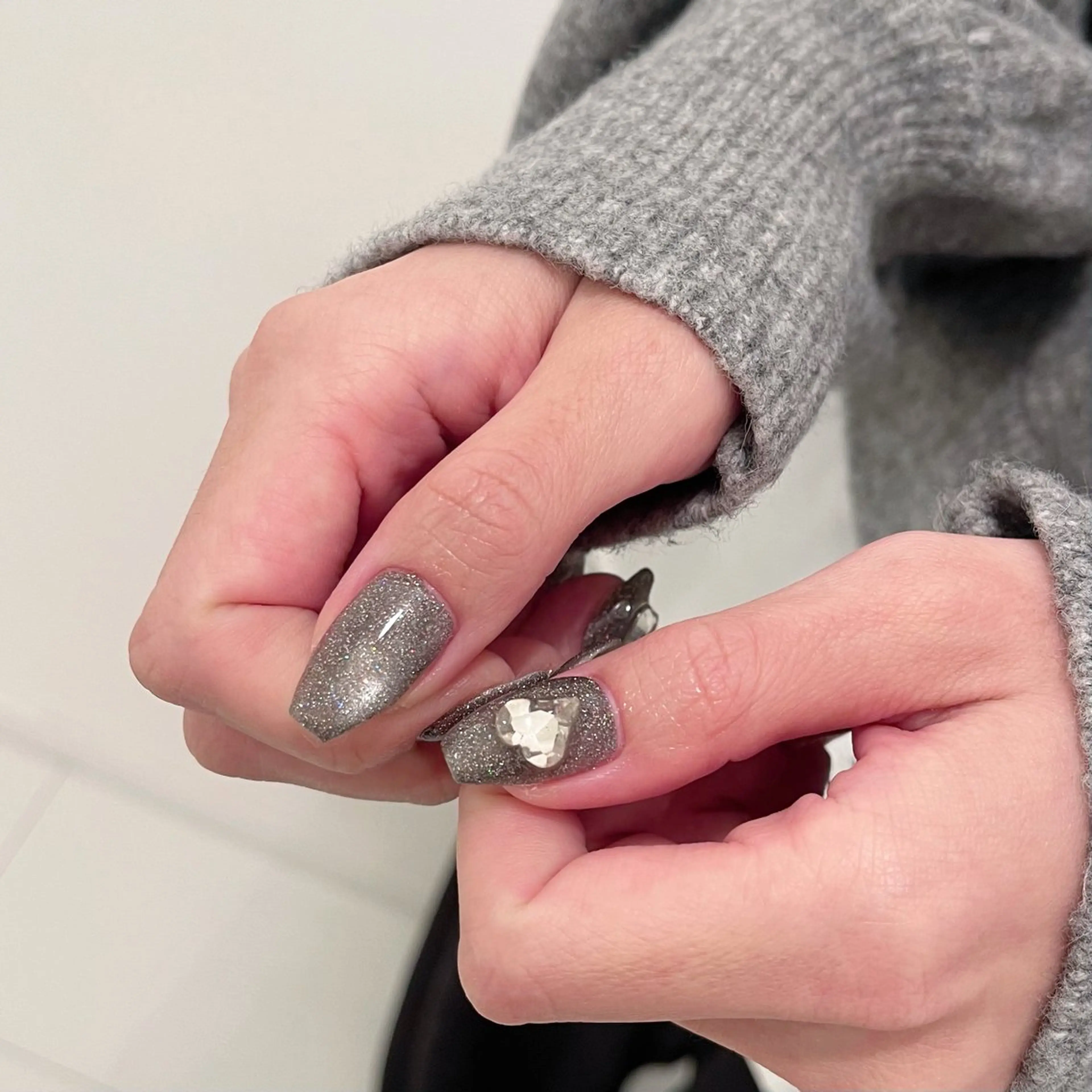 ネイル フラッシュネイル マグネットネイル ニュアンスネイル ハンドネイル petit所属・Yuka ネイリストのネイルデザイン