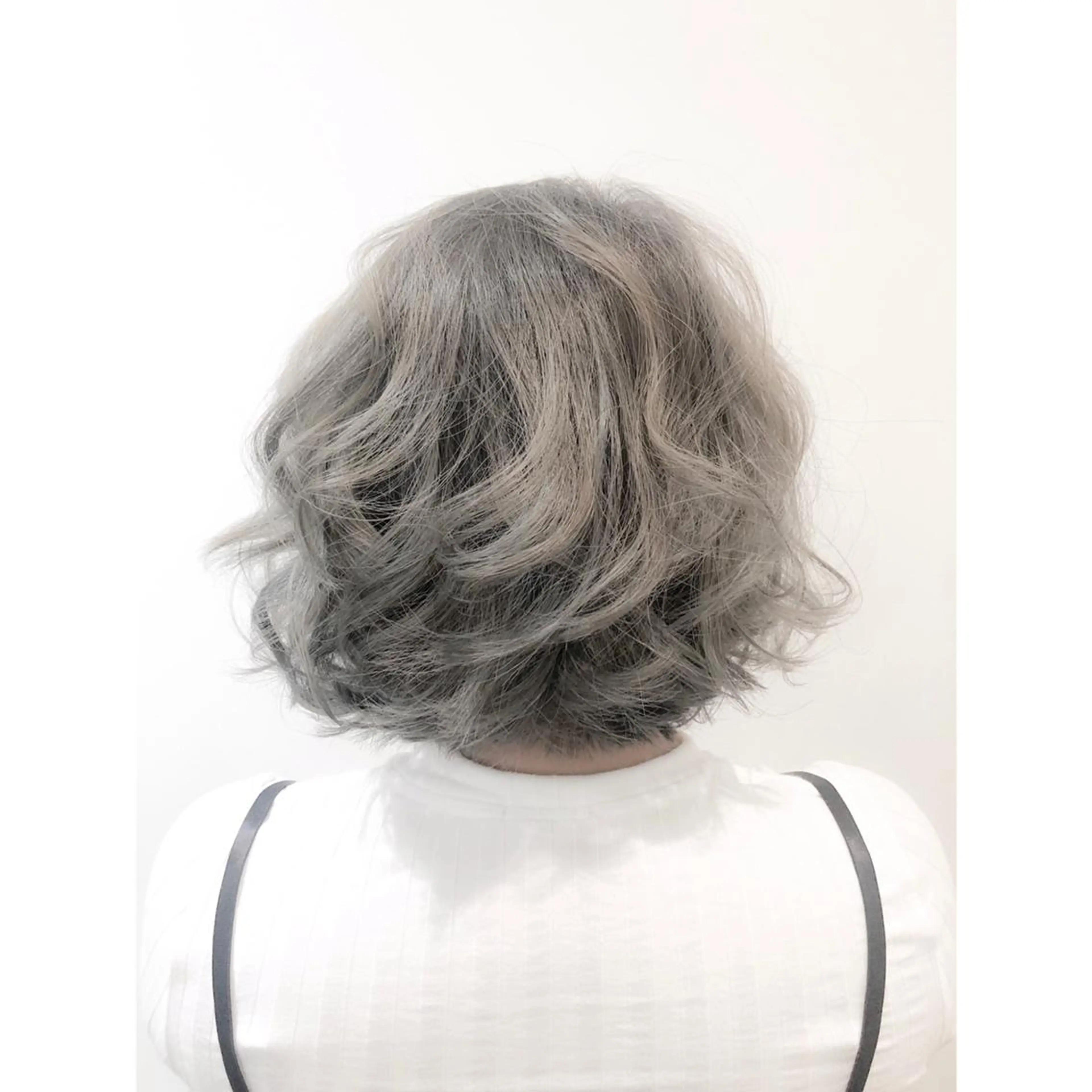 ミディアム 織田 悦子のマツエク・マツパデザイン