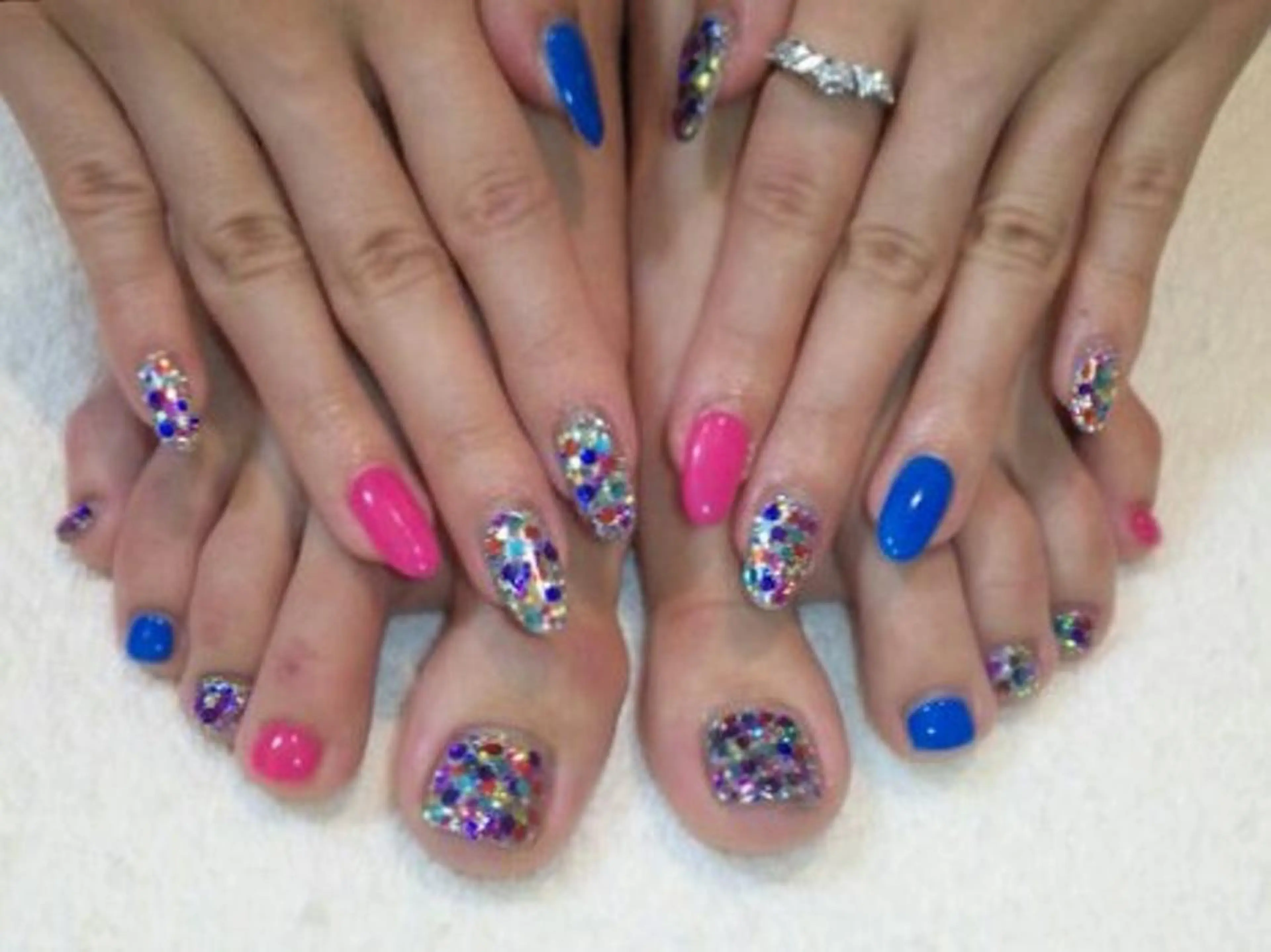 ネイル 河野ちえ (雑誌掲載サロン)のネイルデザイン