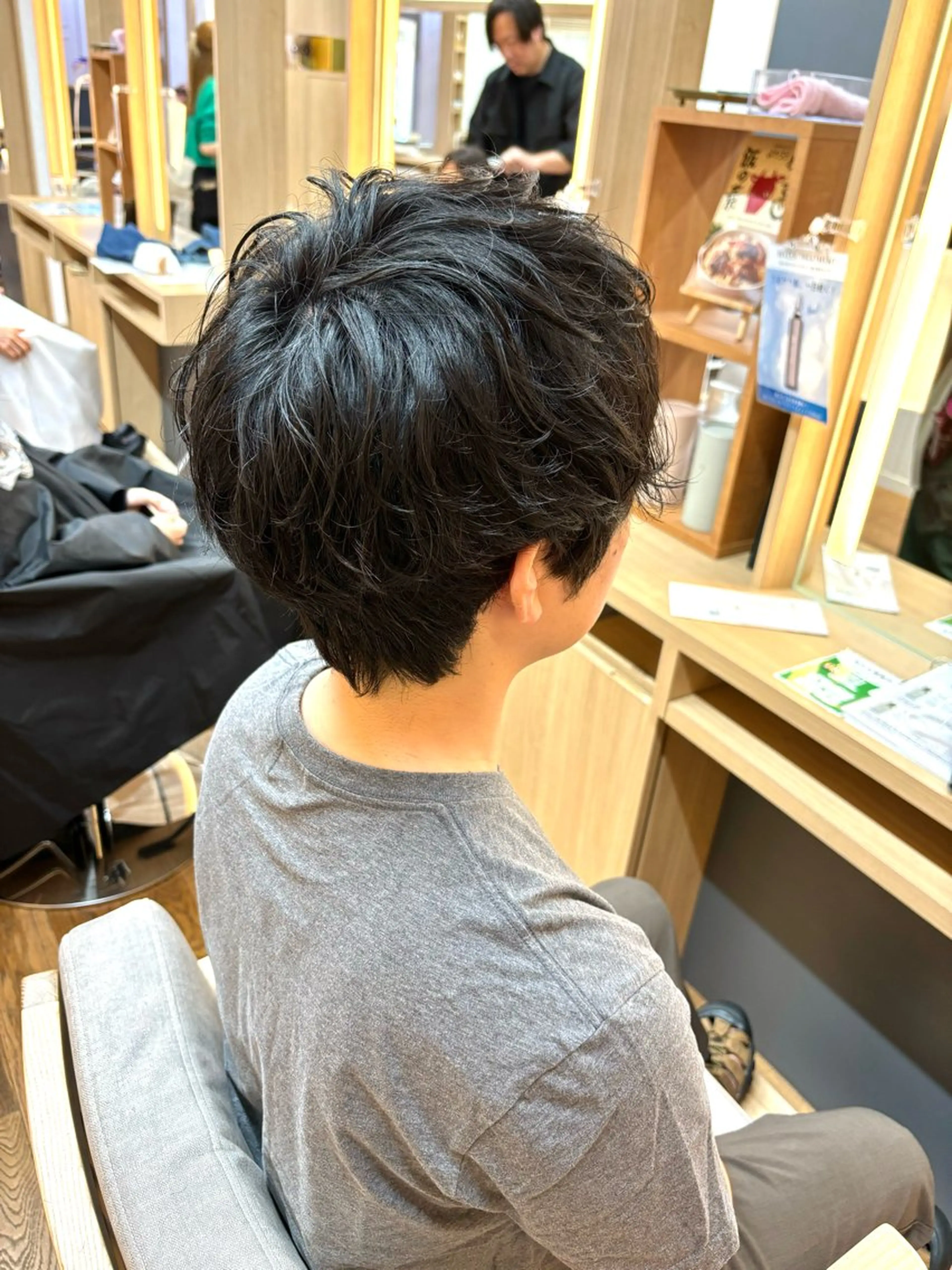 パーマ メンズ メンズパーマ 波巻きパーマ メンズ✨パーマ 大室雄基のヘアスタイル