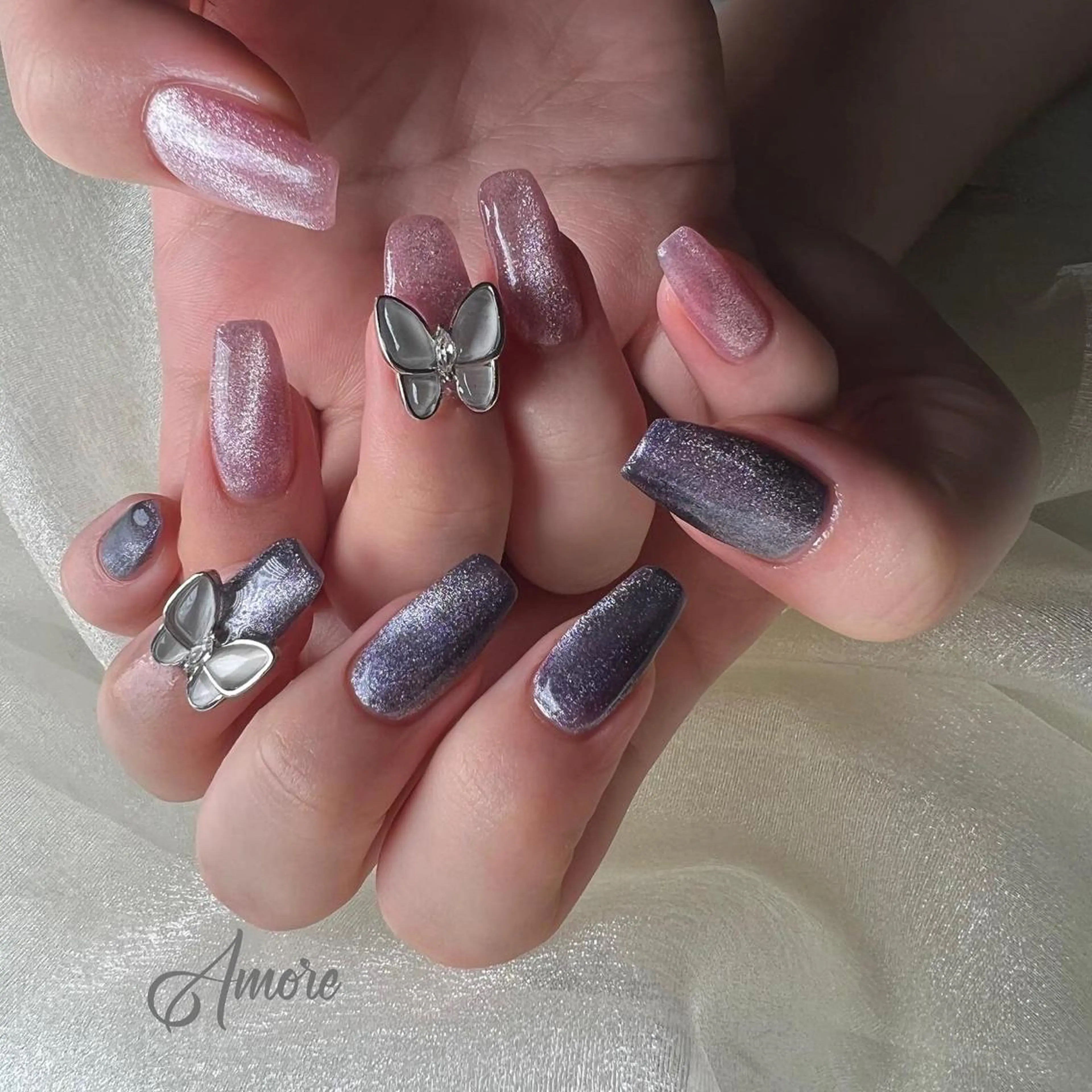 ネイル ジェルネイル 氷ネイル・うるうるネイル マグネットネイル ミラーネイル ニュアンスネイル You kyehwaのネイルデザイン