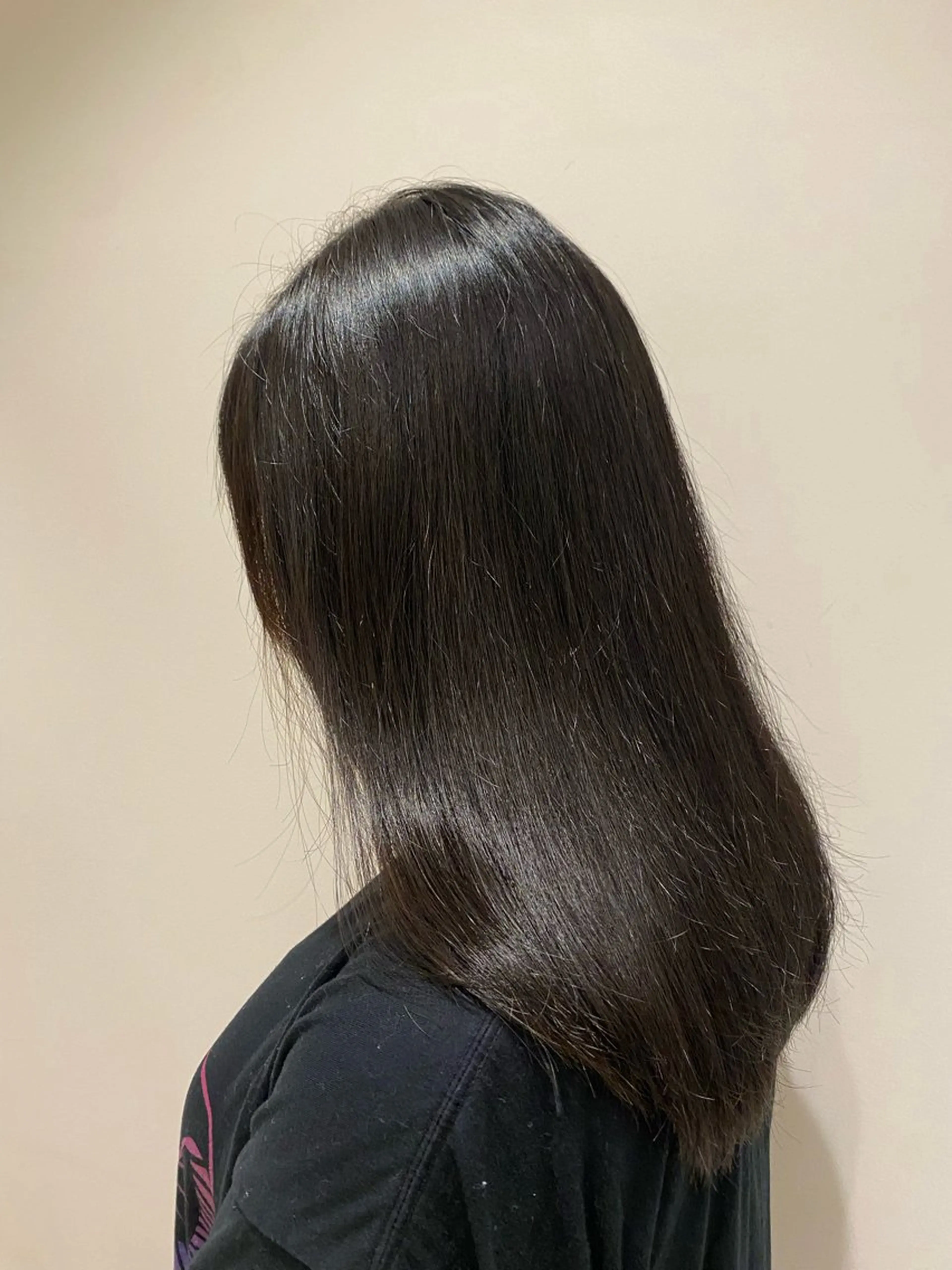 セミロング カット 縮毛矯正 トリートメント 🌹艶髪カラー🌹 津田晴加【西荻窪】のヘアスタイル