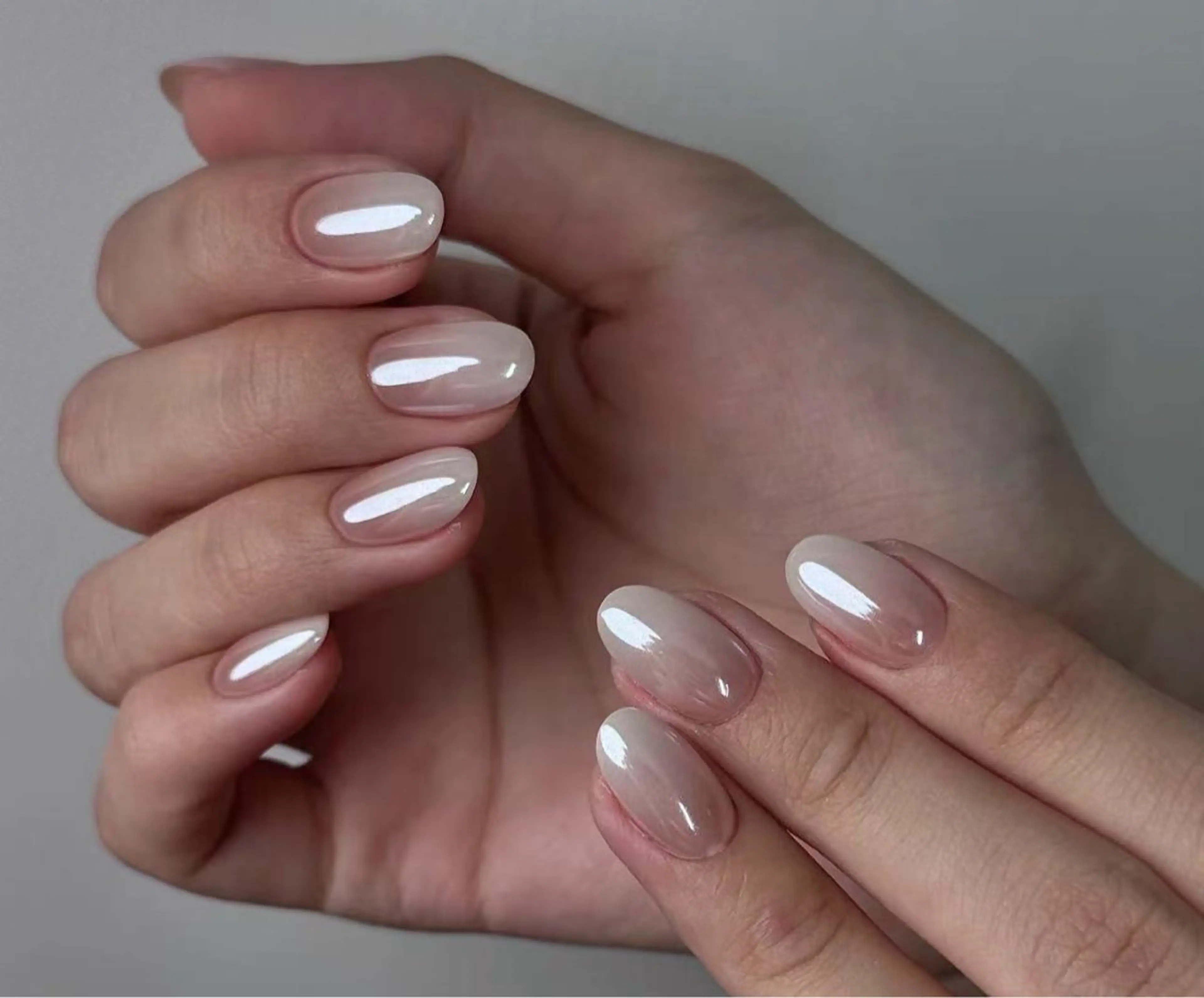 ネイル オーロラネイル チークネイル フレンチネイル ガラスフレンチ グラデーション 🎀 あやのネイルデザイン