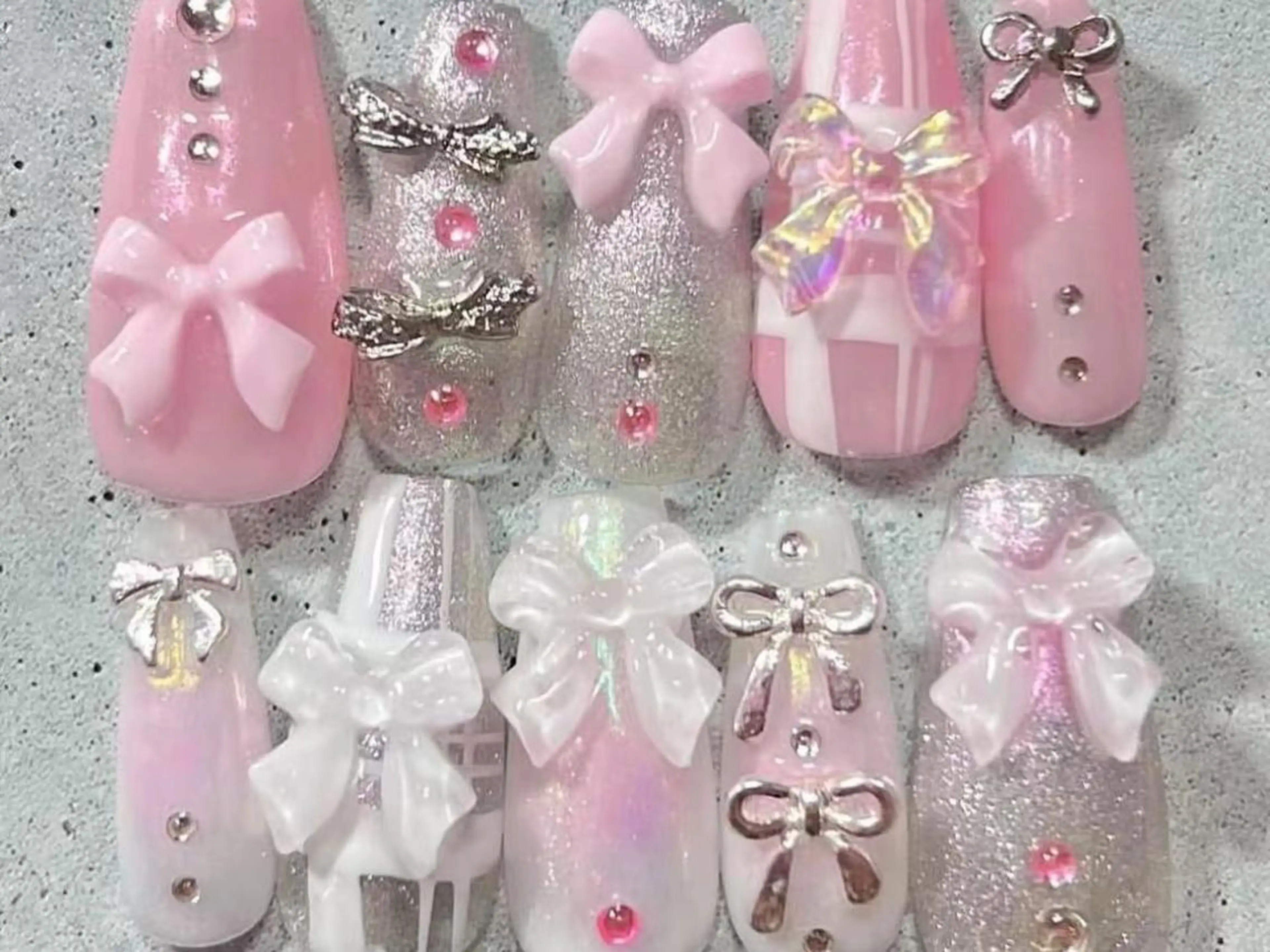 ネイル VIVIAN リサのネイルデザイン