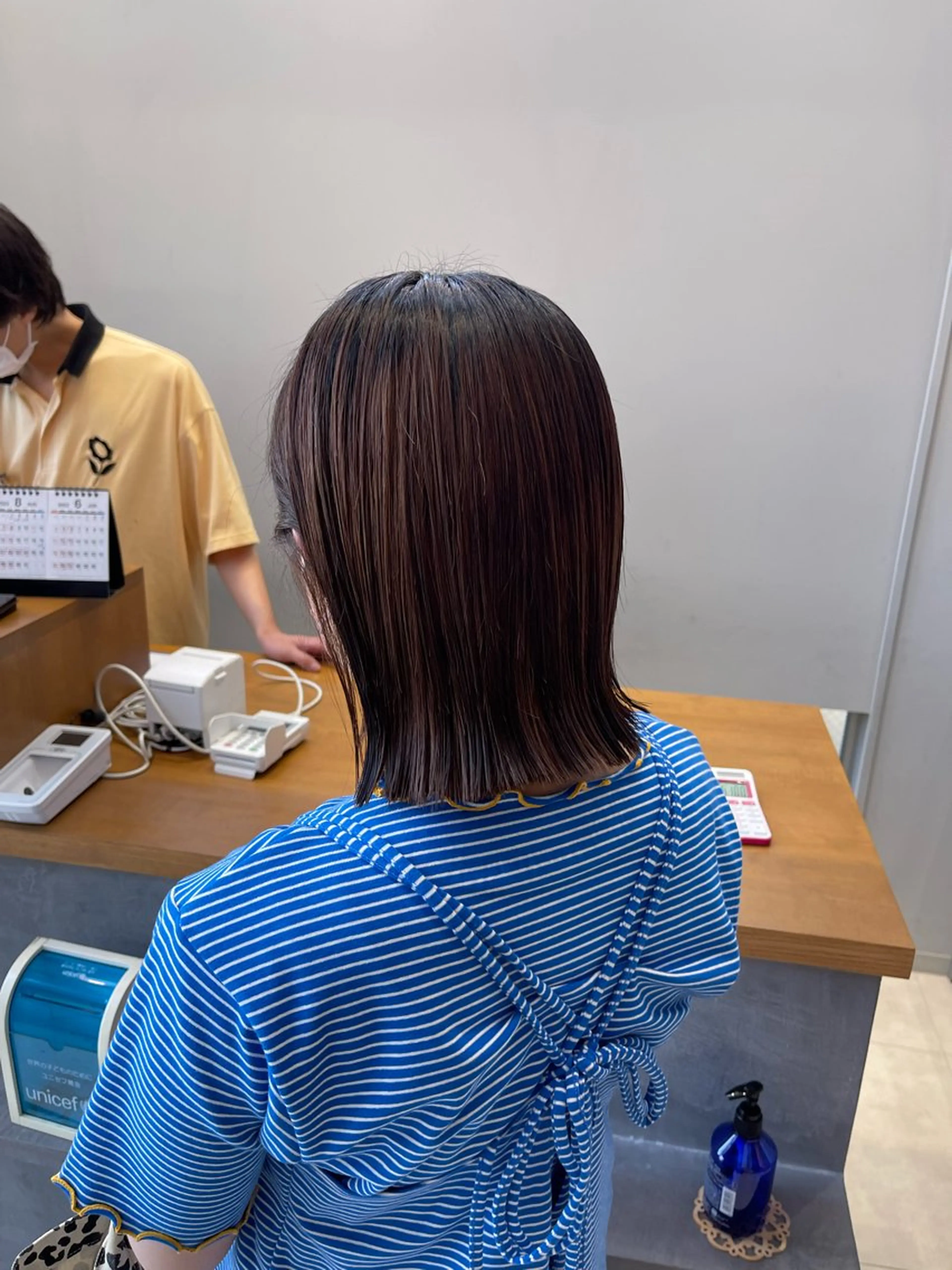 ミディアム 切りっぱなしロブ カット ヘアカラー トリートメント 石原圭悟 /ショート/艶カラーのヘアスタイル