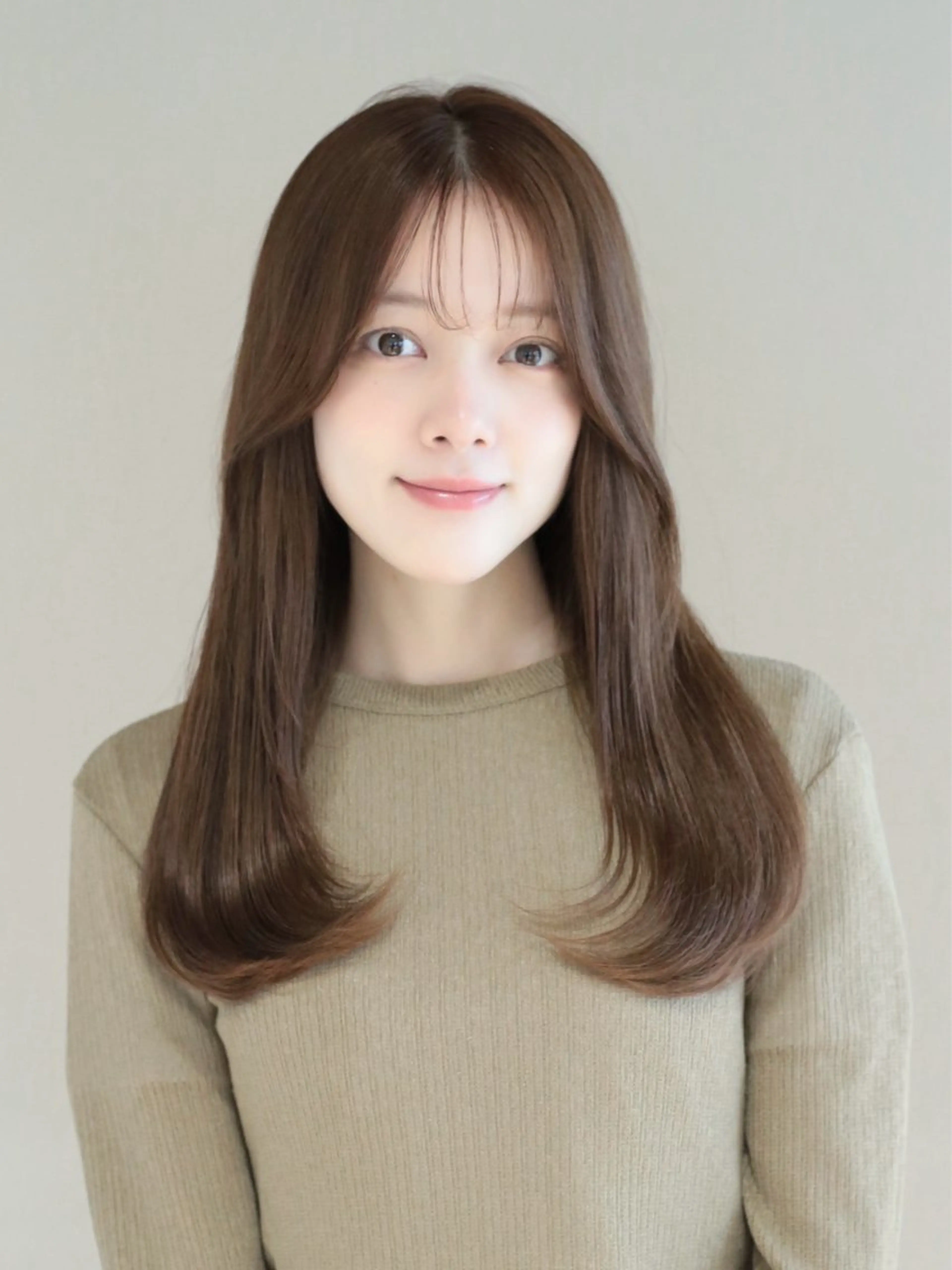 セミロング カラー レイヤーカット カット ヘアカラー トリートメント レイヤー/顔周り /透明感🩶高橋大のヘアスタイル