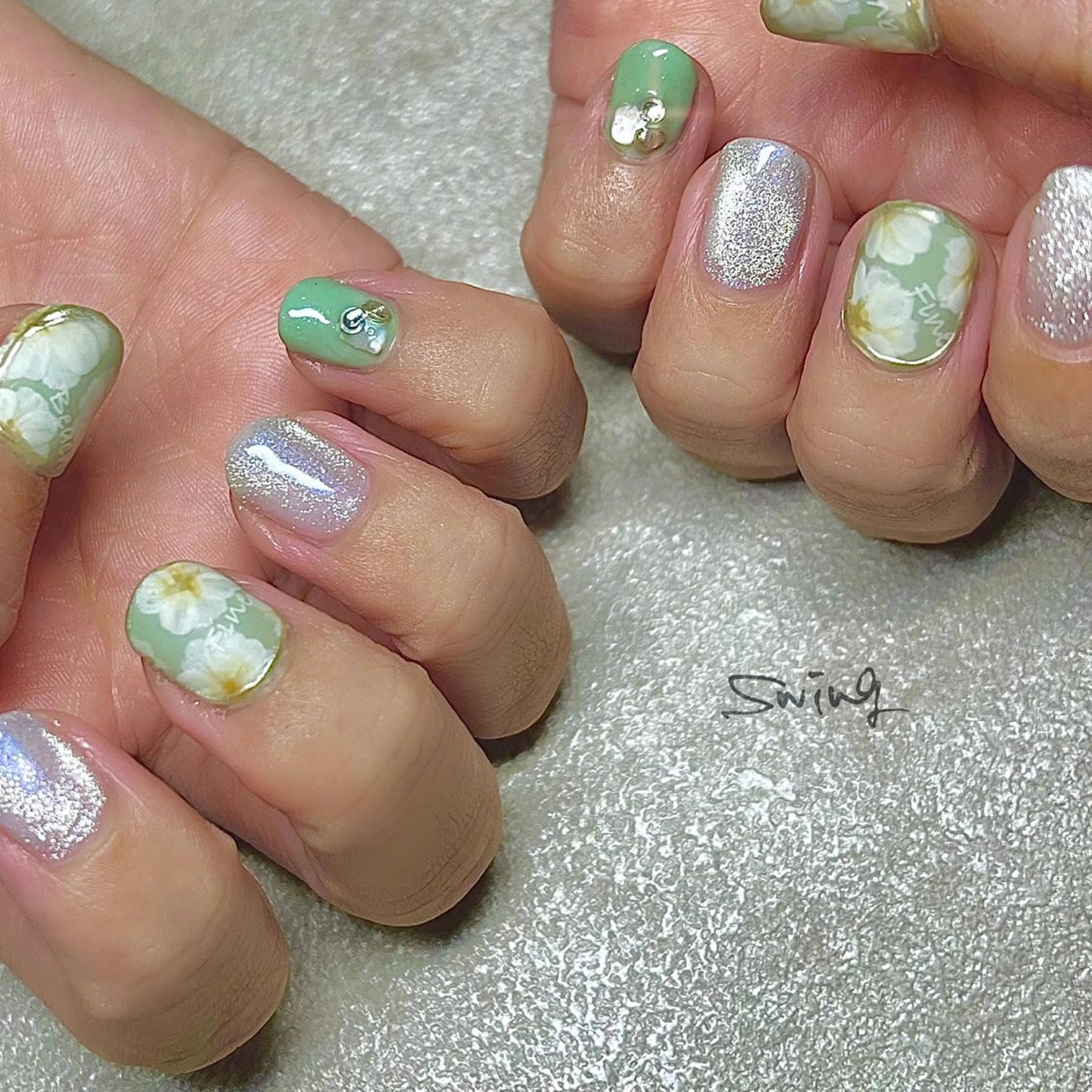 ネイル フラワーネイル SWING Nail Salon所属・Yoshida Takakoのネイルデザイン