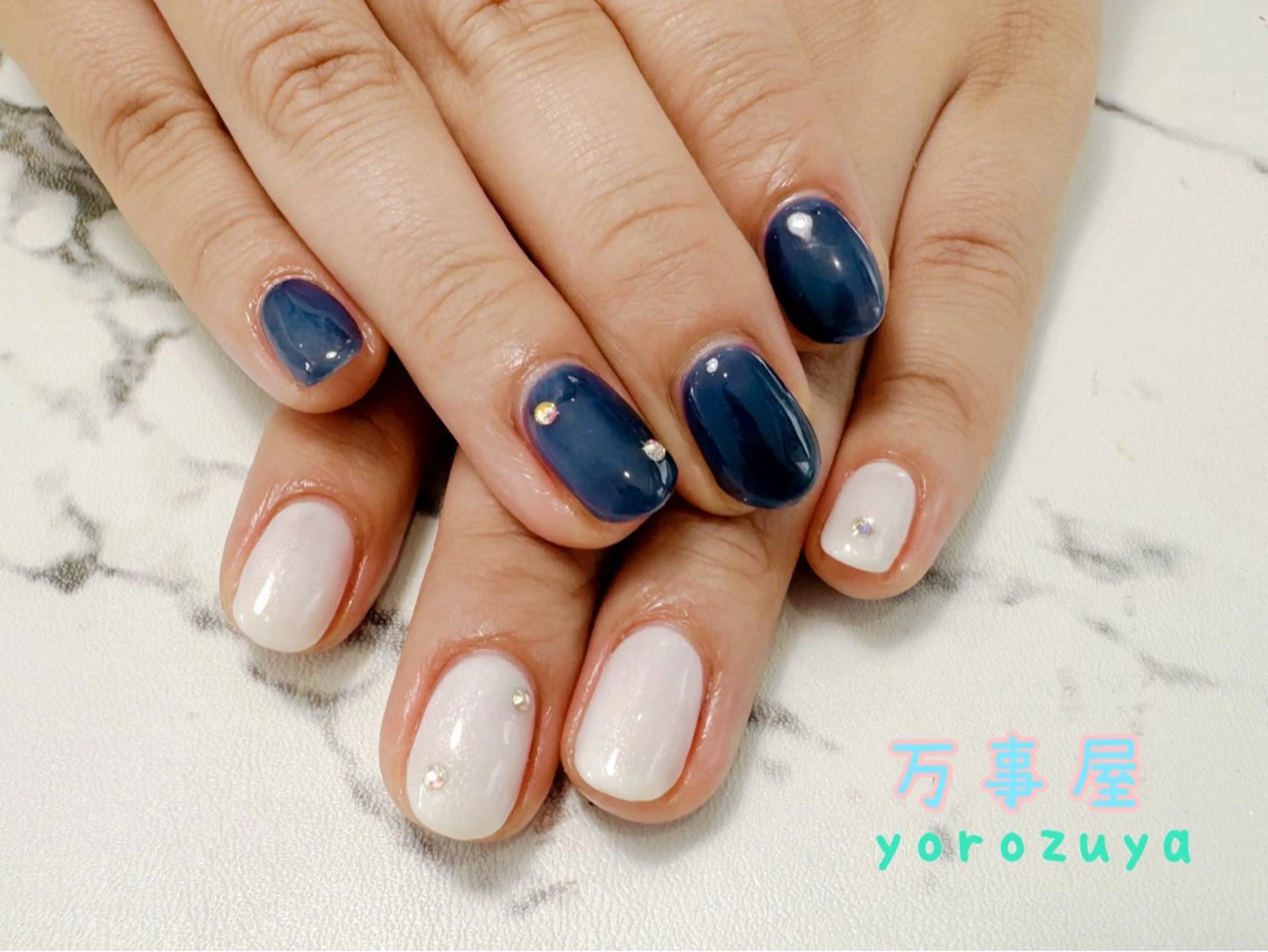 ネイル ワンカラーネイル ハンドネイル ☆ YOROZUYA..のネイルデザイン